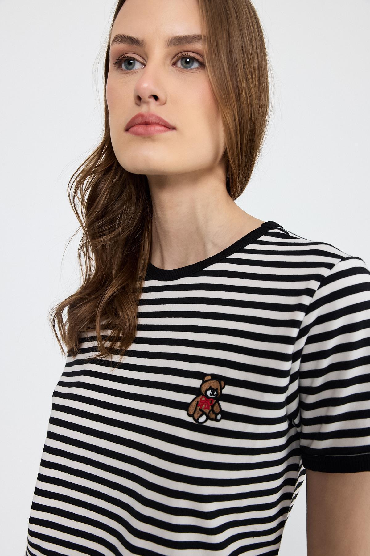 Siyah Ayı İşlemeli Çizgili Tişört 6470 - 4