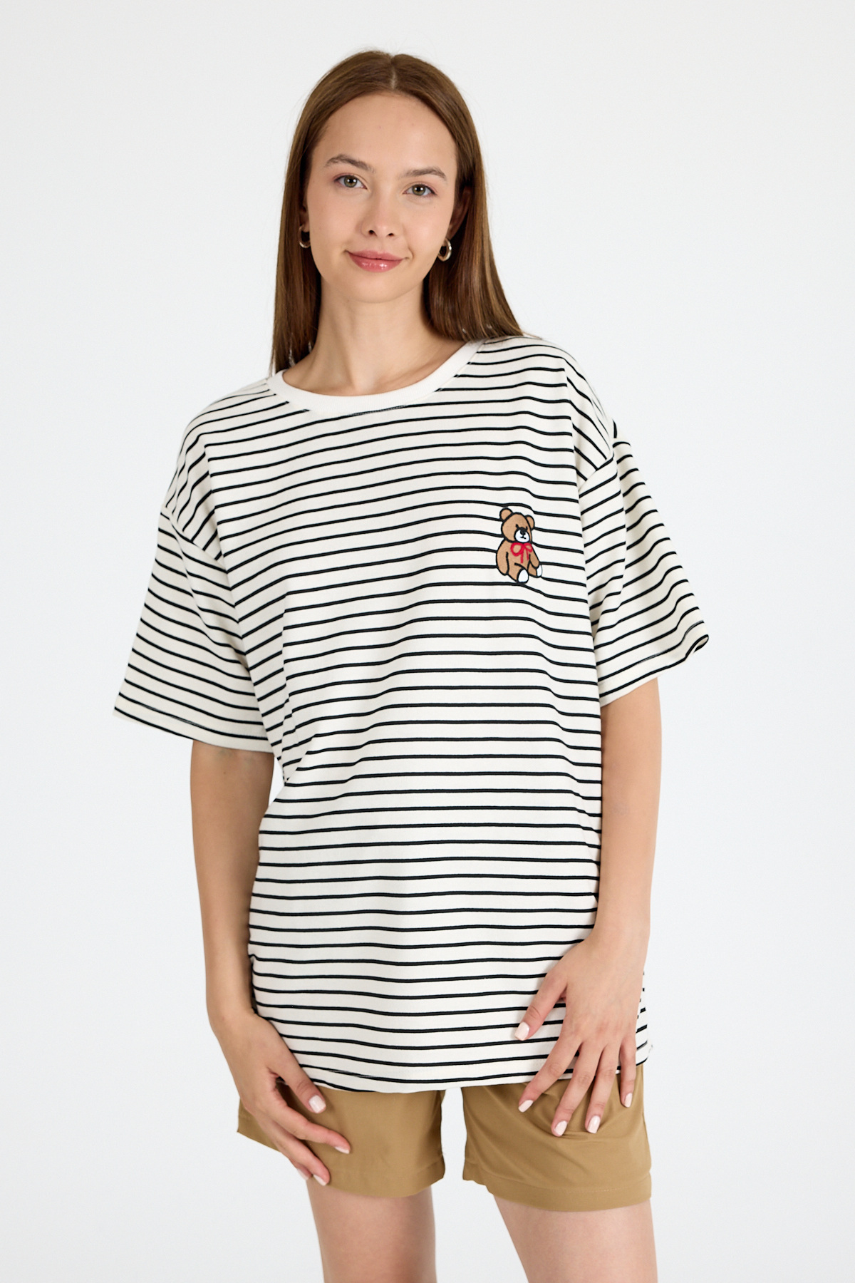 Siyah Ayı Nakışlı Çizgili Oversize Tişört 3083 - 1