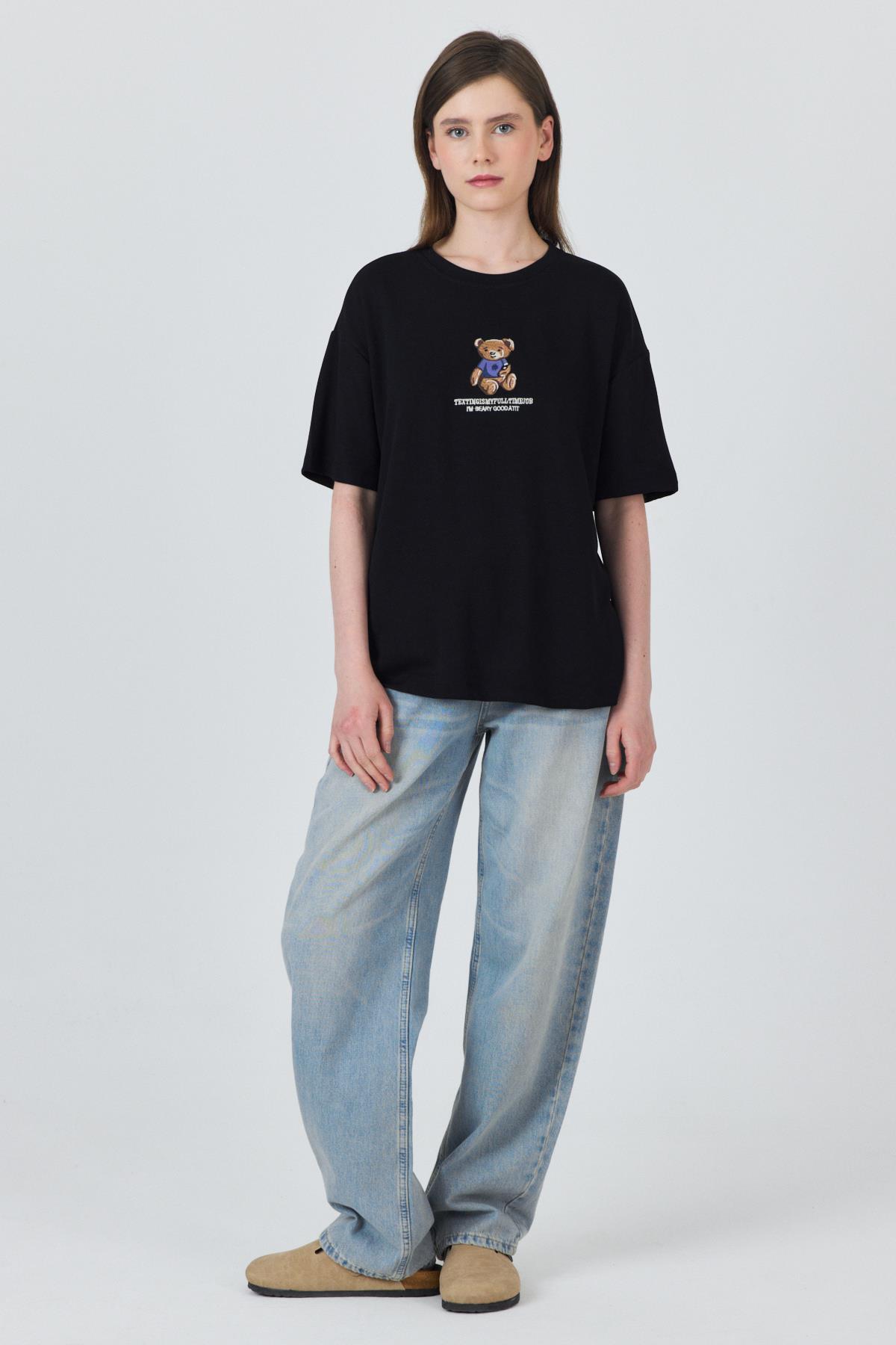 Siyah Ayıcık Baskılı Bisiklet Yaka Oversize Tişört 5530 - 3