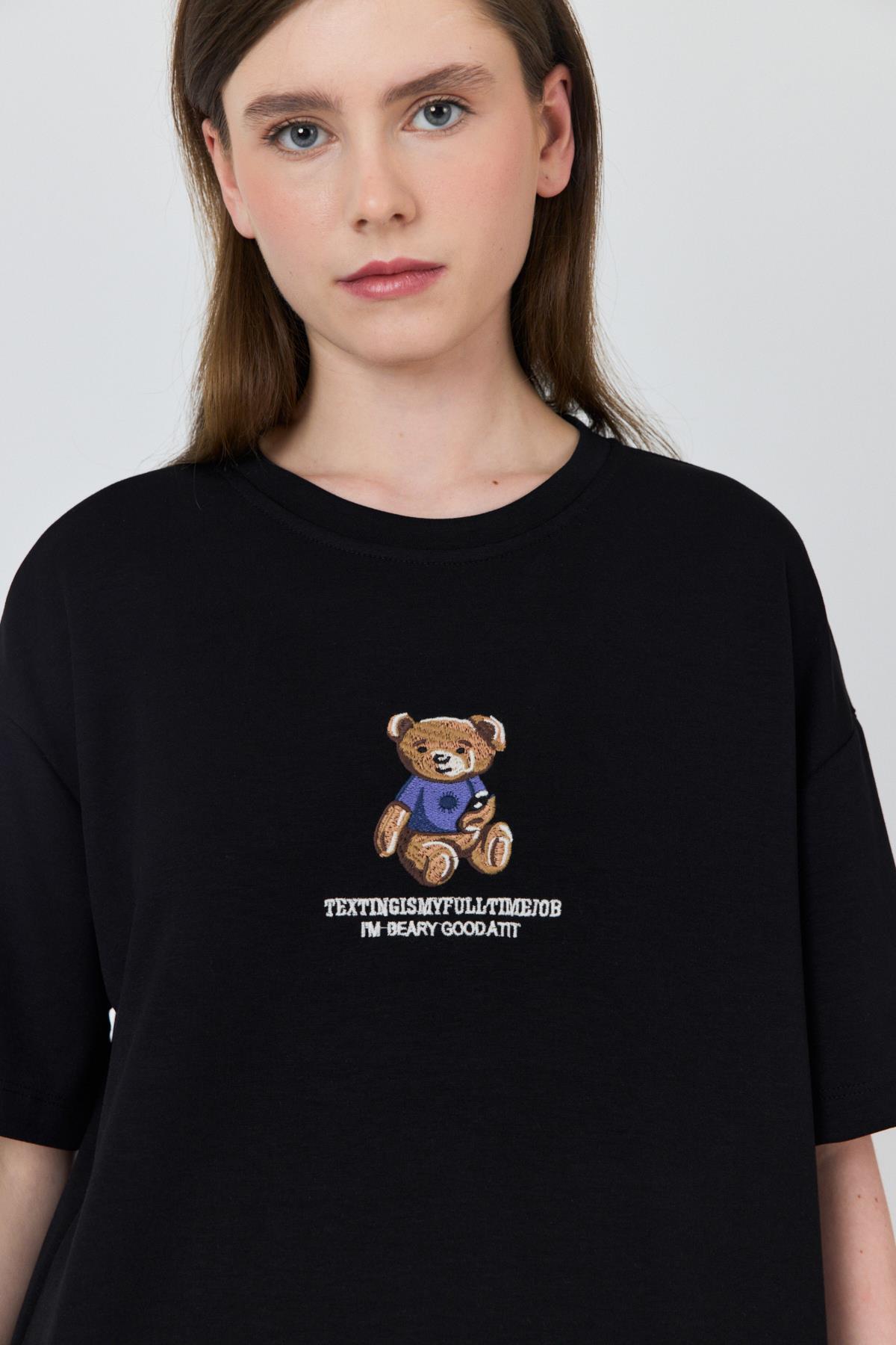 Siyah Ayıcık Baskılı Bisiklet Yaka Oversize Tişört 5530 - 4