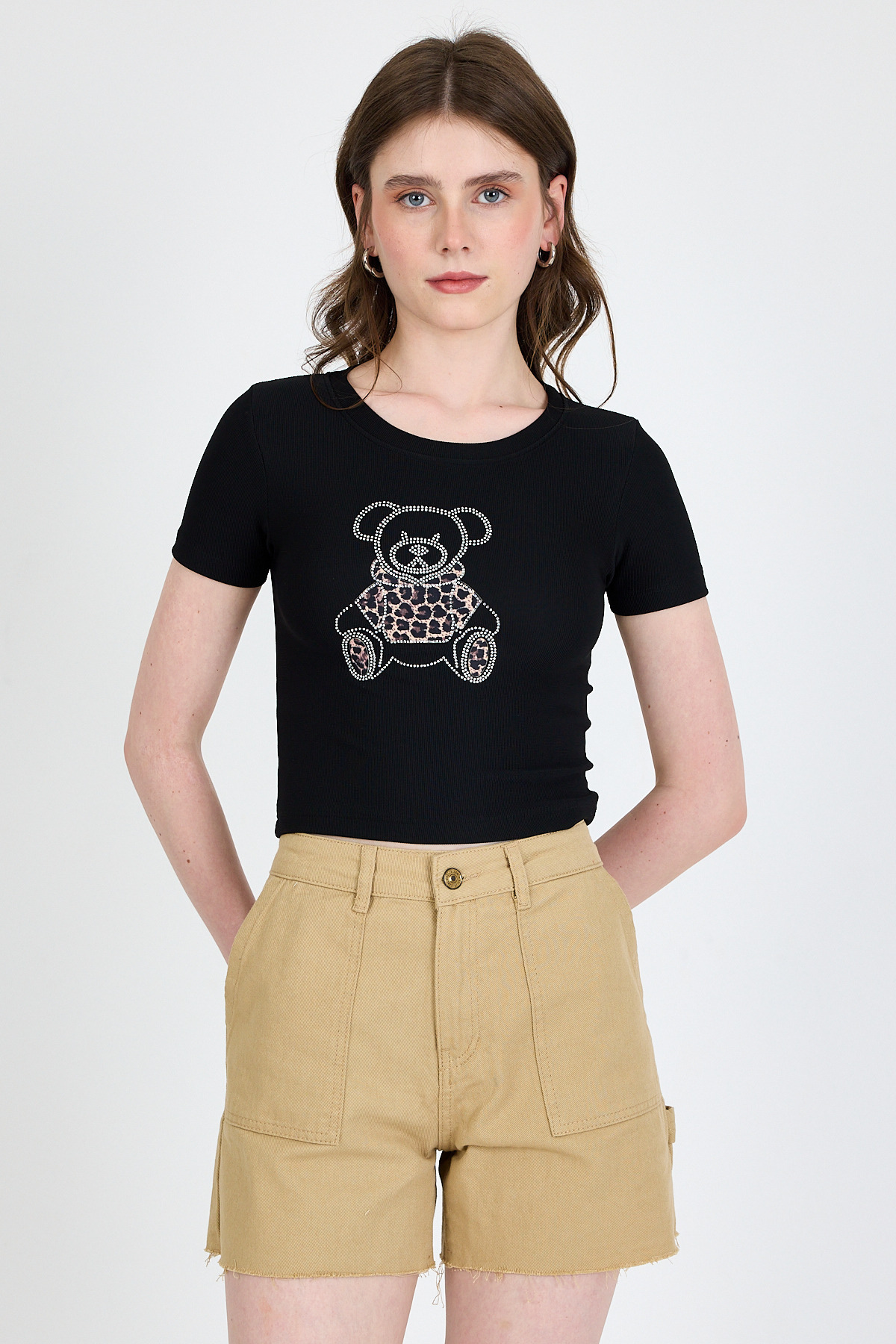 Siyah Ayıcık Baskılı Leopar Detaylı Slim Fit Crop Tişört 0549 - 1