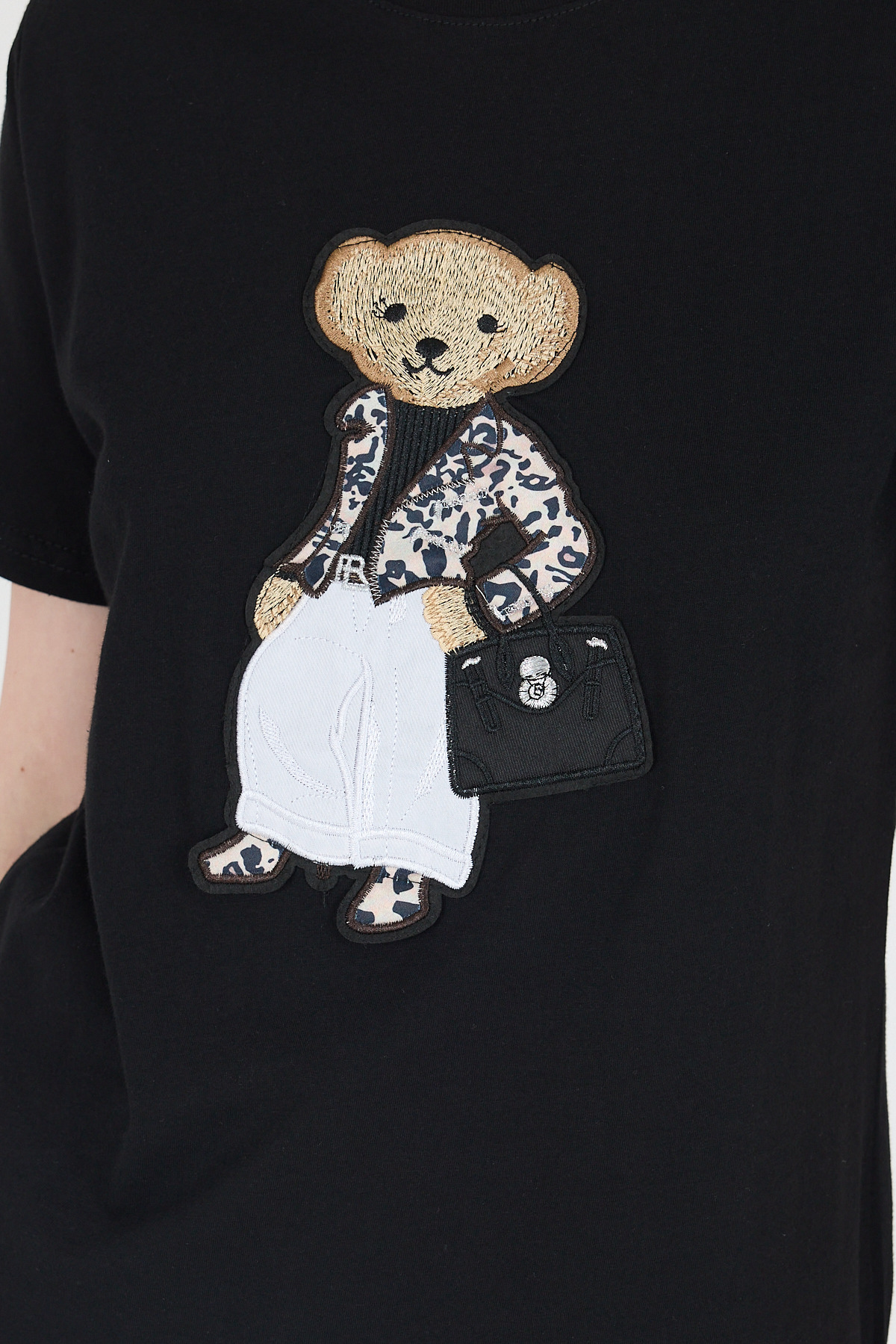 Siyah Ayıcık Nakışlı Regular Fit Tişört 252502 - RAYS