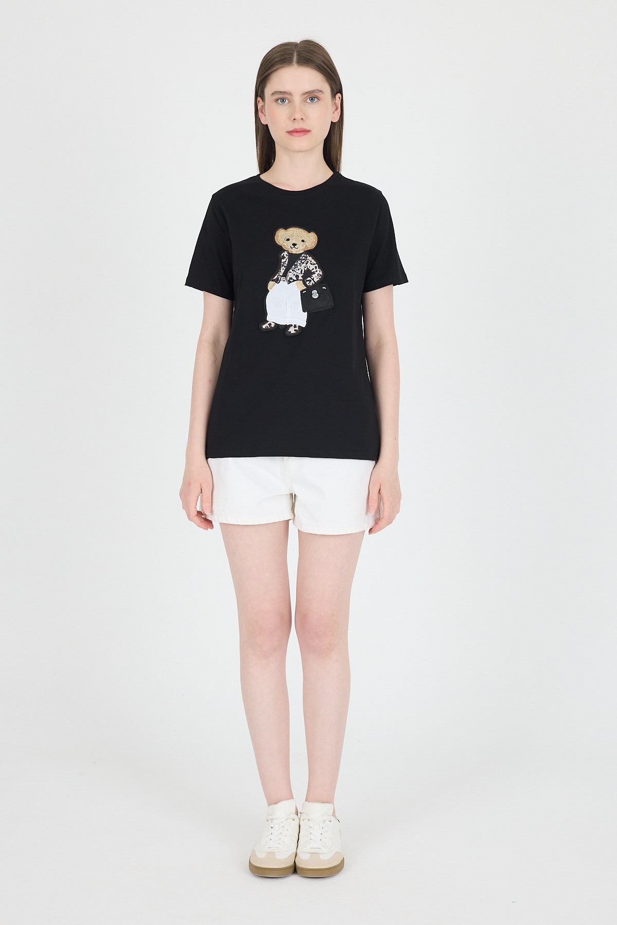 Siyah Ayıcık Nakışlı Regular Fit Tişört 252502 - 6