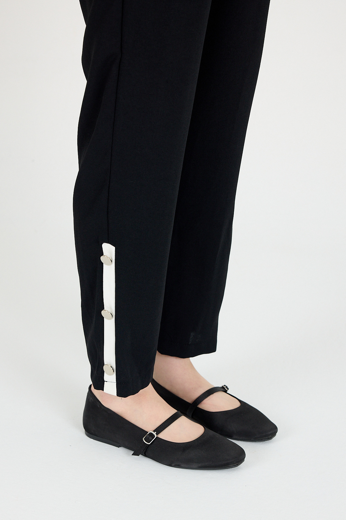 Siyah Bebe Yaka Düğmeli Tunik ve Yanı Şerit Detaylı Pantolon Takım 4661A - RAYS