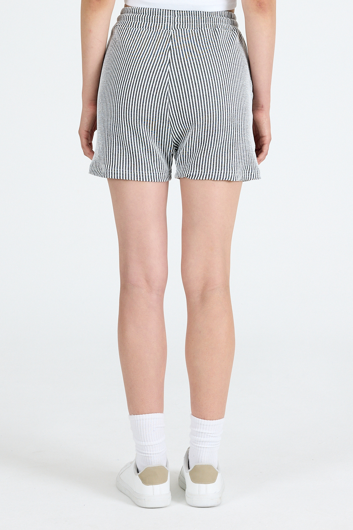Siyah Beli Lastikli Çizgili Dokuma Şort 4094 - 5