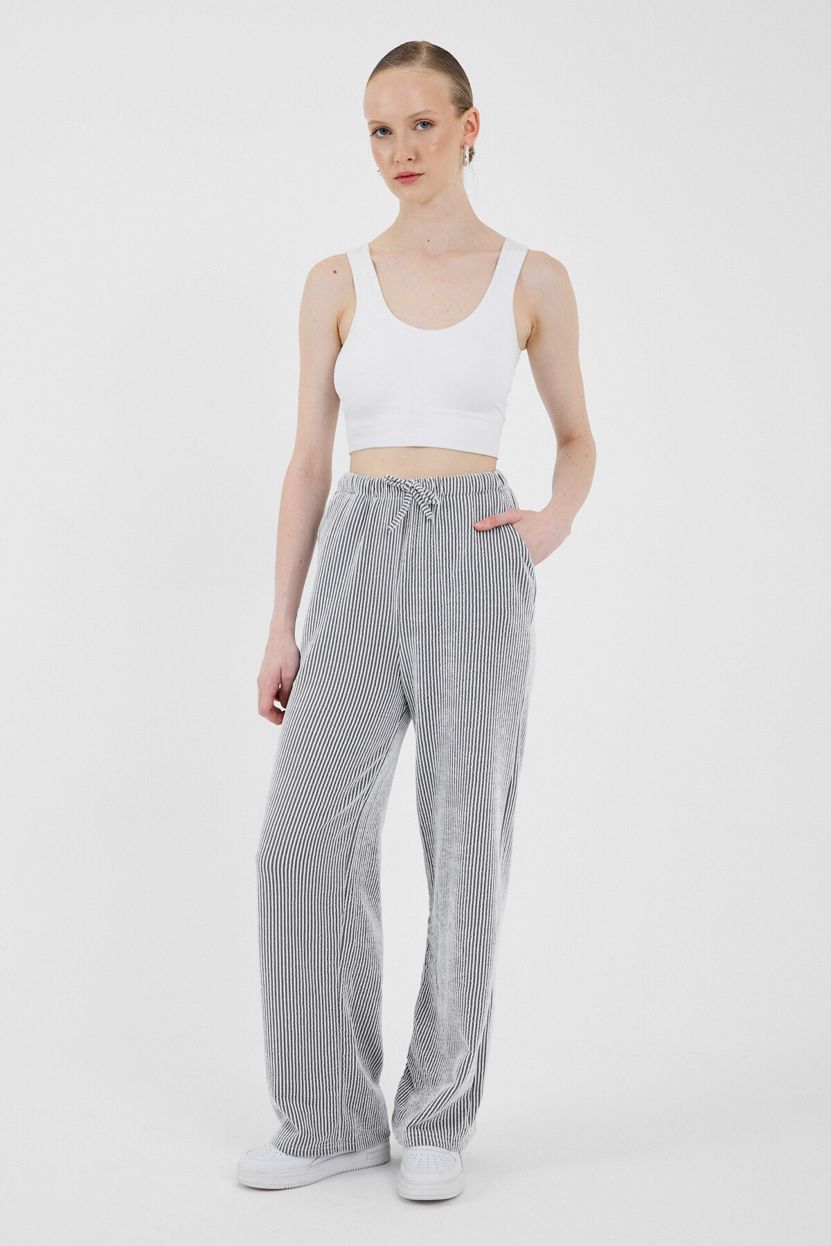 Siyah Beli Lastikli Çizgili Geniş Paça Dokuma Pantolon 4098 - 1