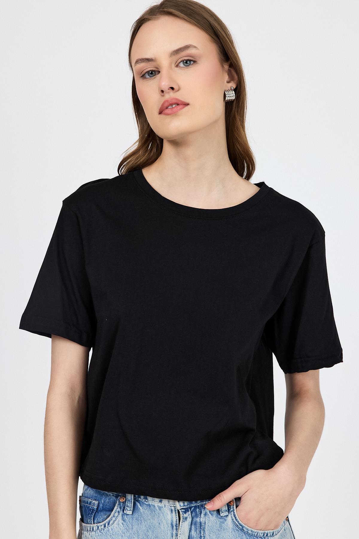 Siyah Bisiklet Yaka %100 Pamuk Relaxed Fit Tişört 2142M - 7