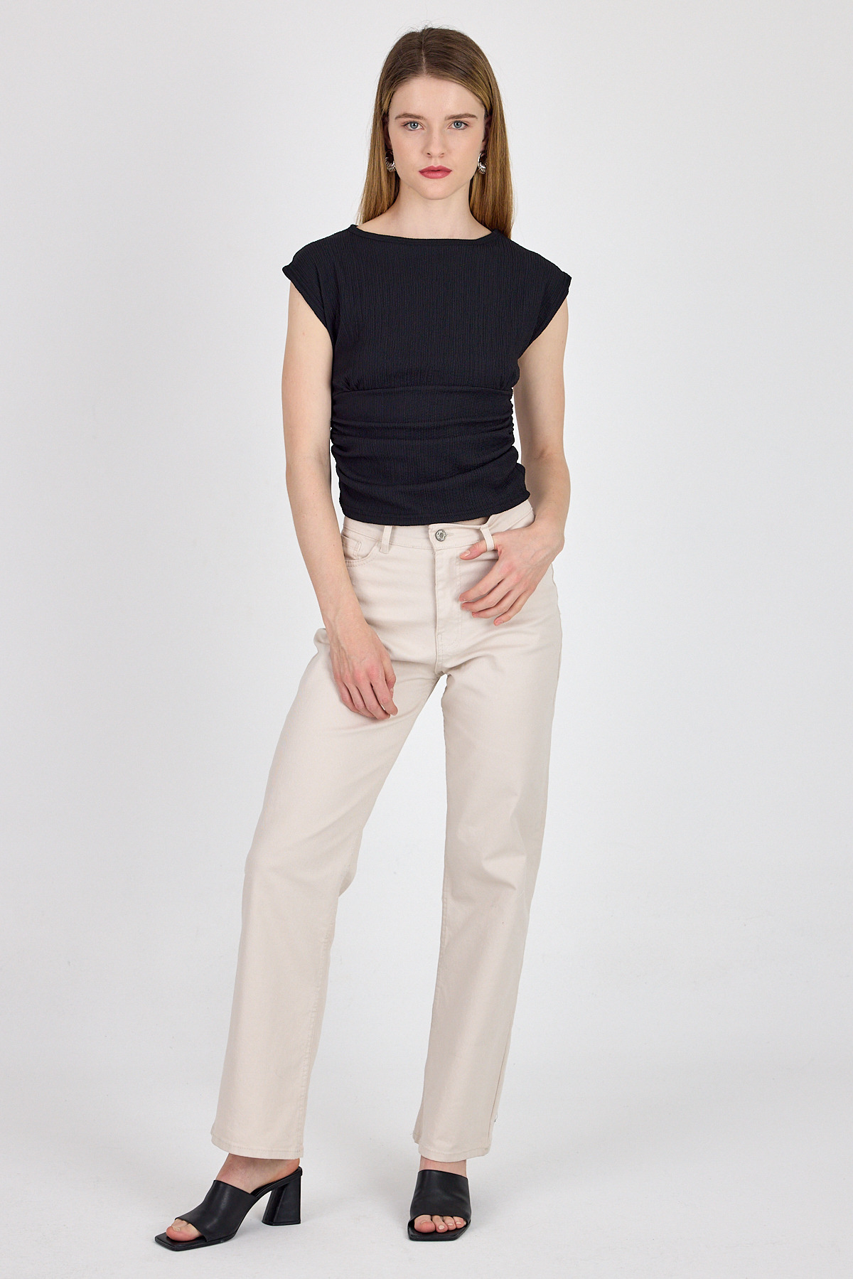 Siyah Bisiklet Yaka Bel Büzgülü Bluz 2301 - 3