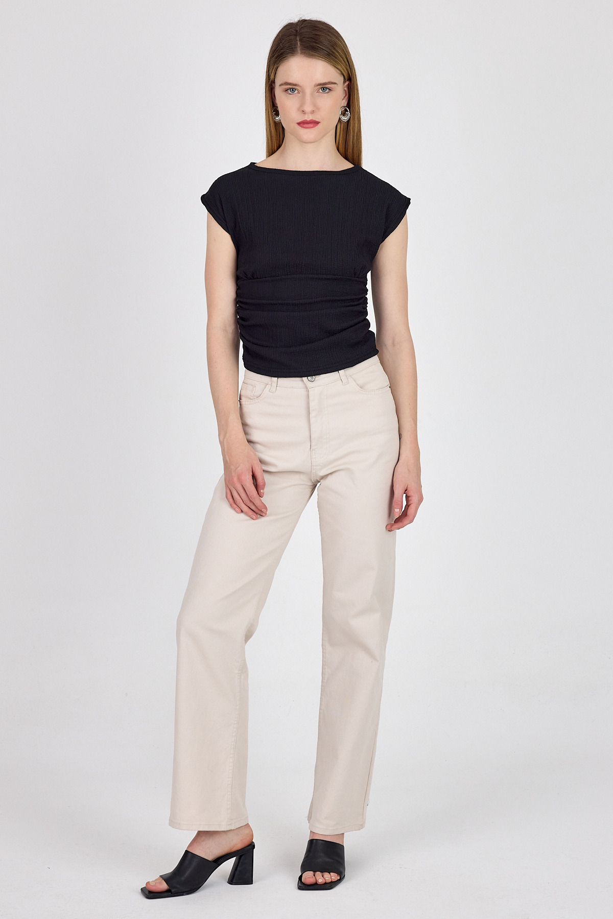 Siyah Bisiklet Yaka Bel Büzgülü Bluz 2301 - 7