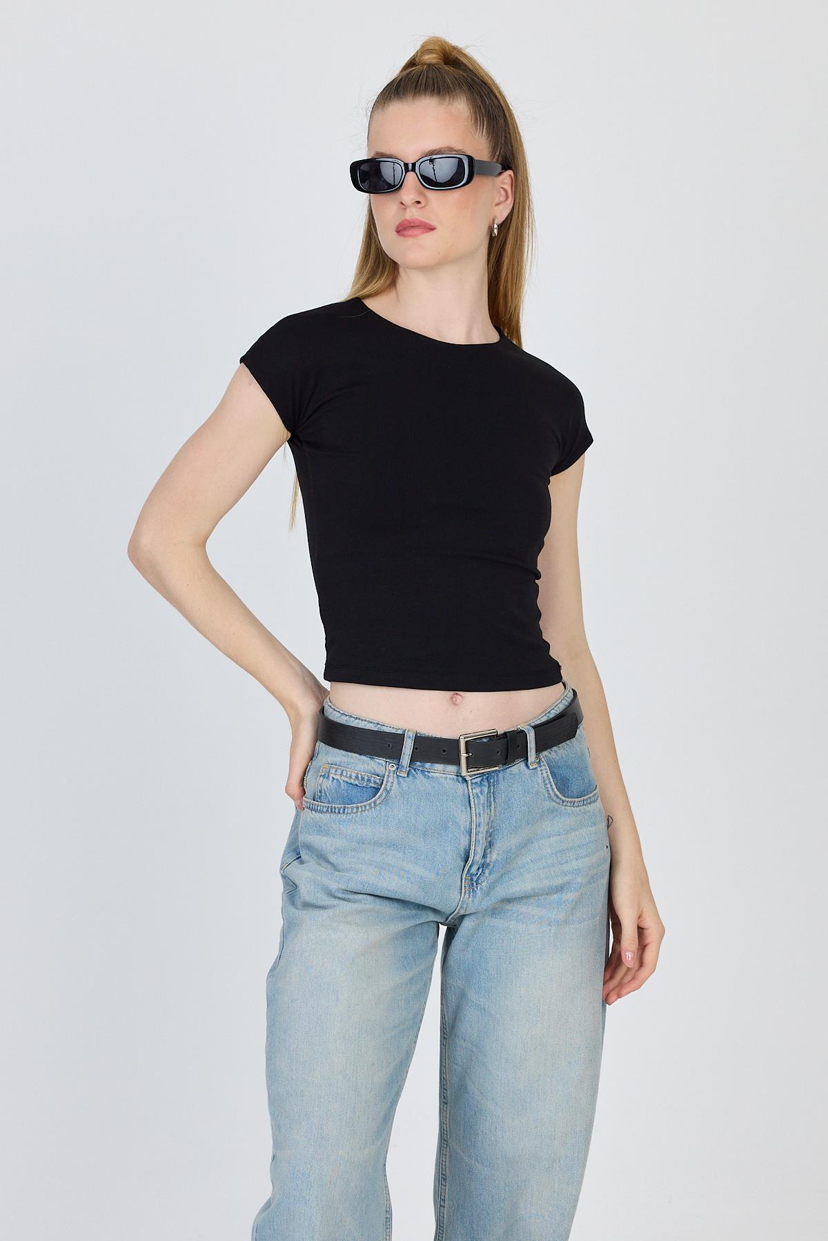 Siyah Bisiklet Yaka Pamuklu Slim Fit Tişört 9190 - 1