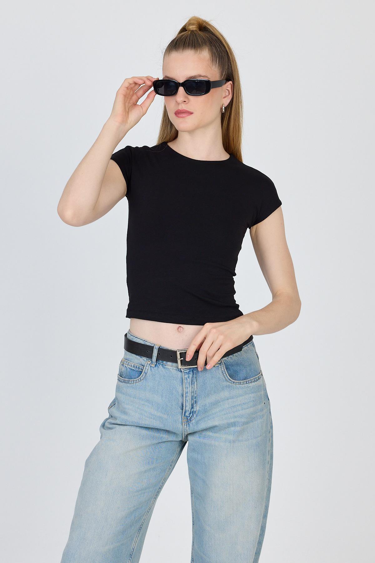 Siyah Bisiklet Yaka Pamuklu Slim Fit Tişört 9190 - 6