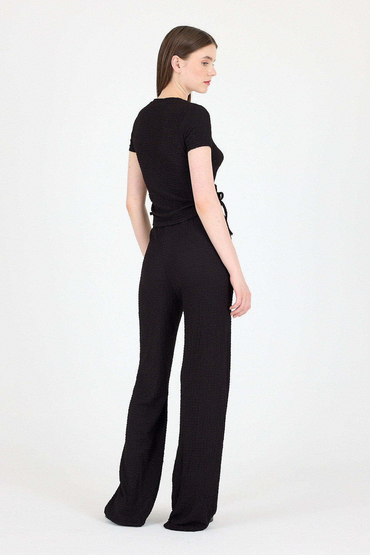Siyah Bürümcük Dokulu Büzgülü Crop ve Geniş Paça Pantolon Takımı 3001 - 5