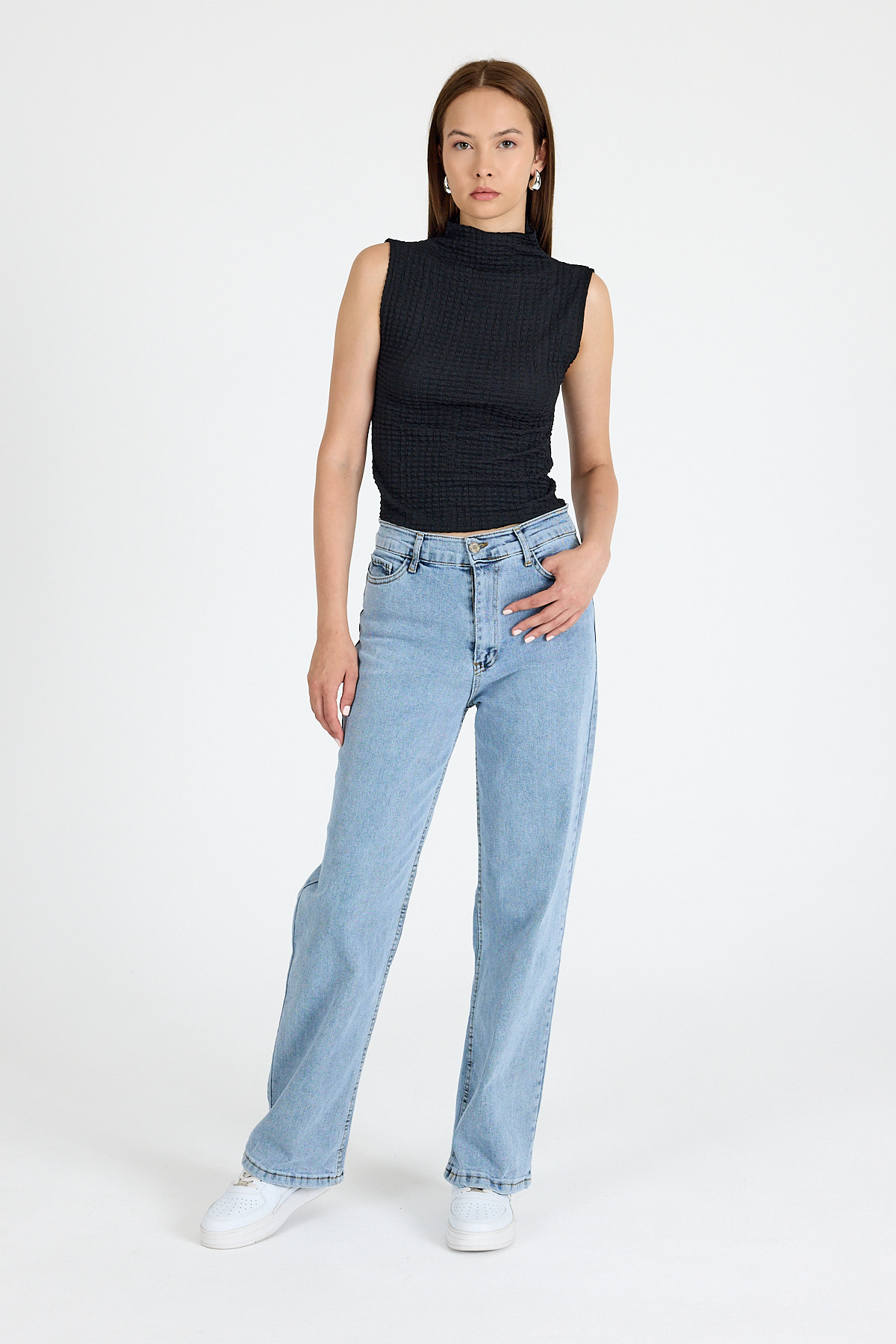 Siyah Bürümcük Kumaş Dik Yaka Kolsuz Bluz 3458 - 3