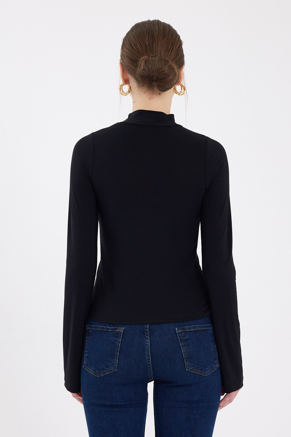 Siyah Büzgü Detaylı Balıkçı Yaka Bluz 2458 - 5