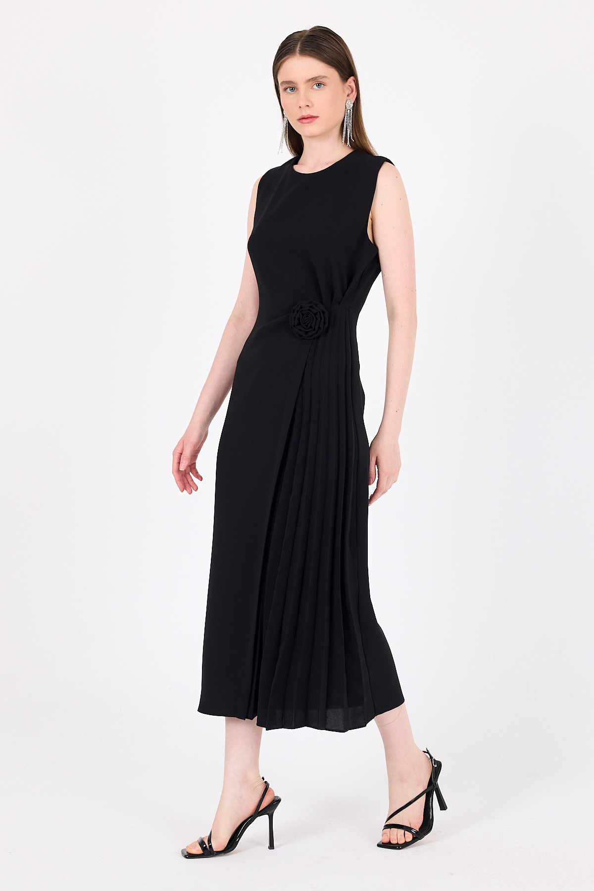 Siyah Çiçek Detaylı Pliseli Midi Abiye Elbise 251671 - 3