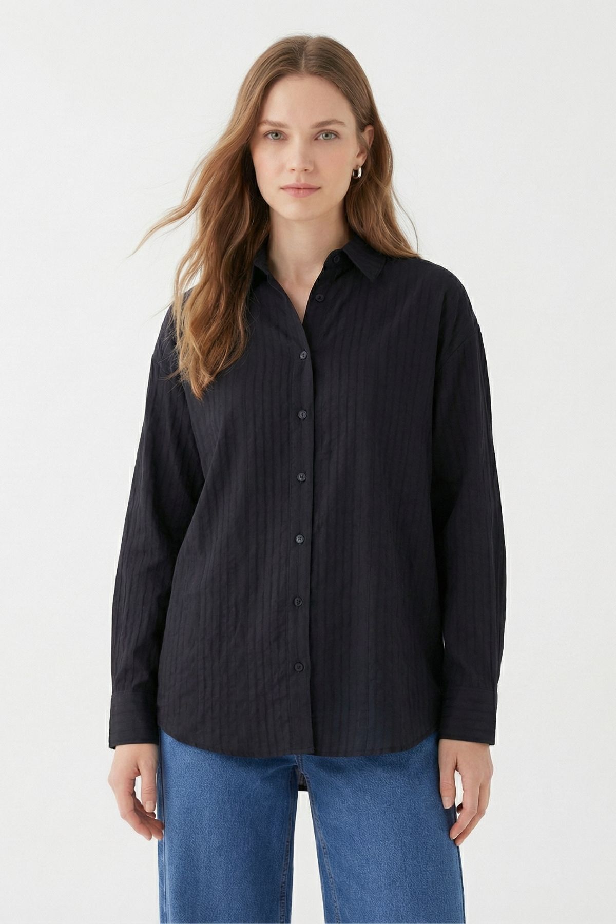 Siyah Çizgi Detay Gömlek 7517 - RAYS (1)