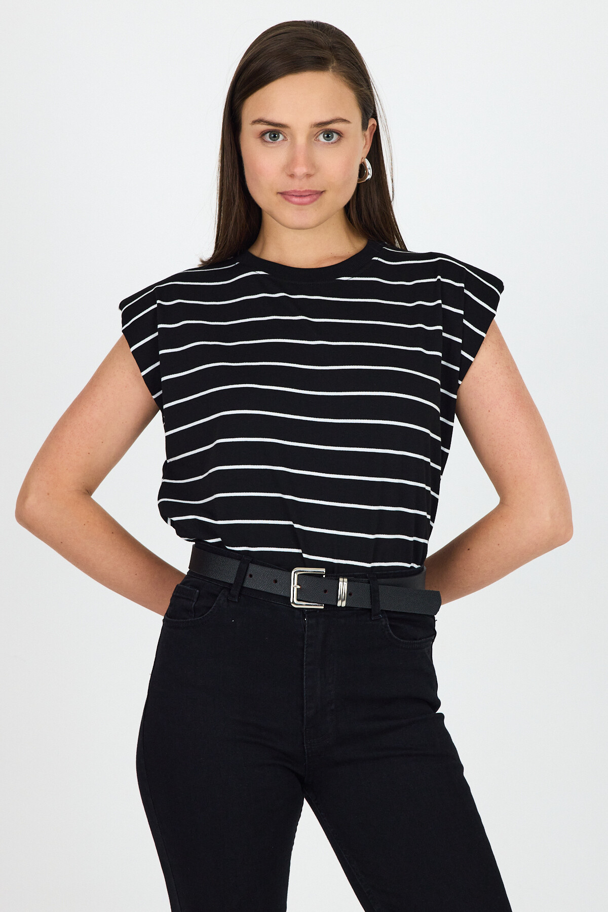 Siyah Çizgili Bisiklet Yaka Vatkalı Pamuklu Tişört 1761 - RAYS