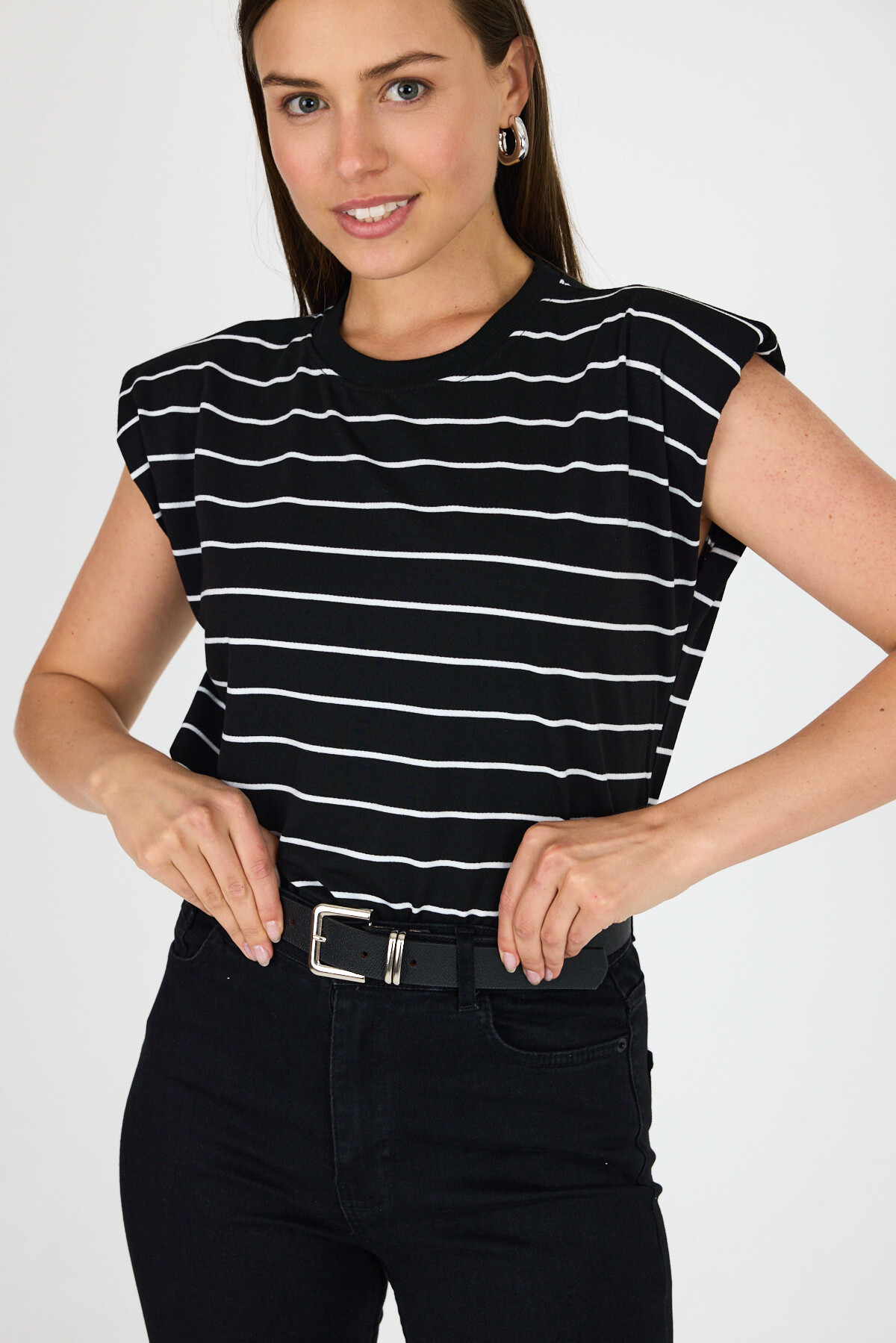 Siyah Çizgili Bisiklet Yaka Vatkalı Pamuklu Tişört 1761 - RAYS