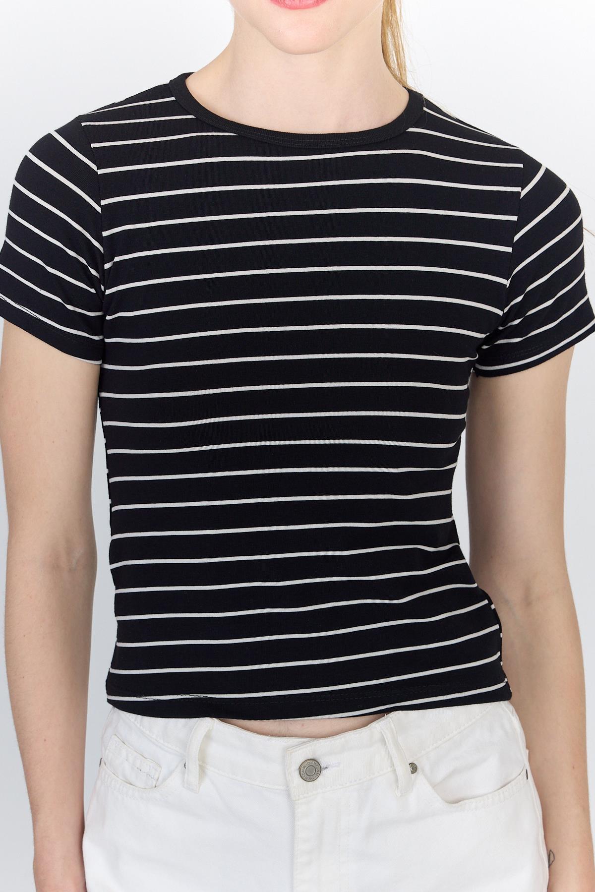 Siyah Çizgili Pamuklu Crop Tişört 4014 - 6