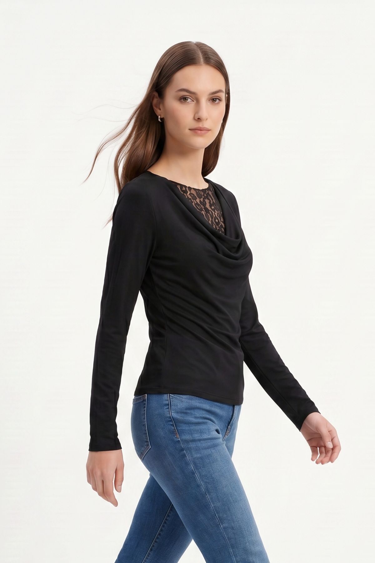 Siyah Degaje Yaka Dantel Detay Bluz 0469 