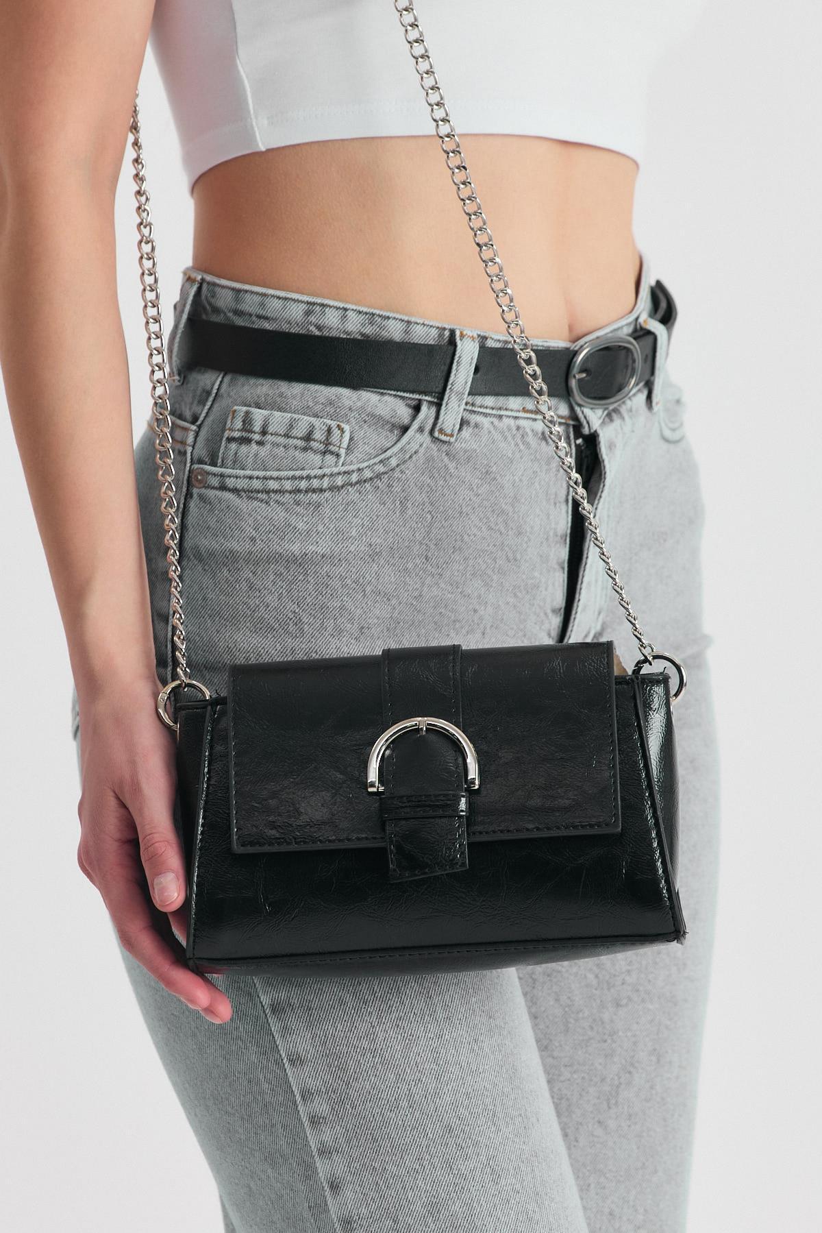 Siyah Deri Görünümlü Omuz Çantası 3023 - 1