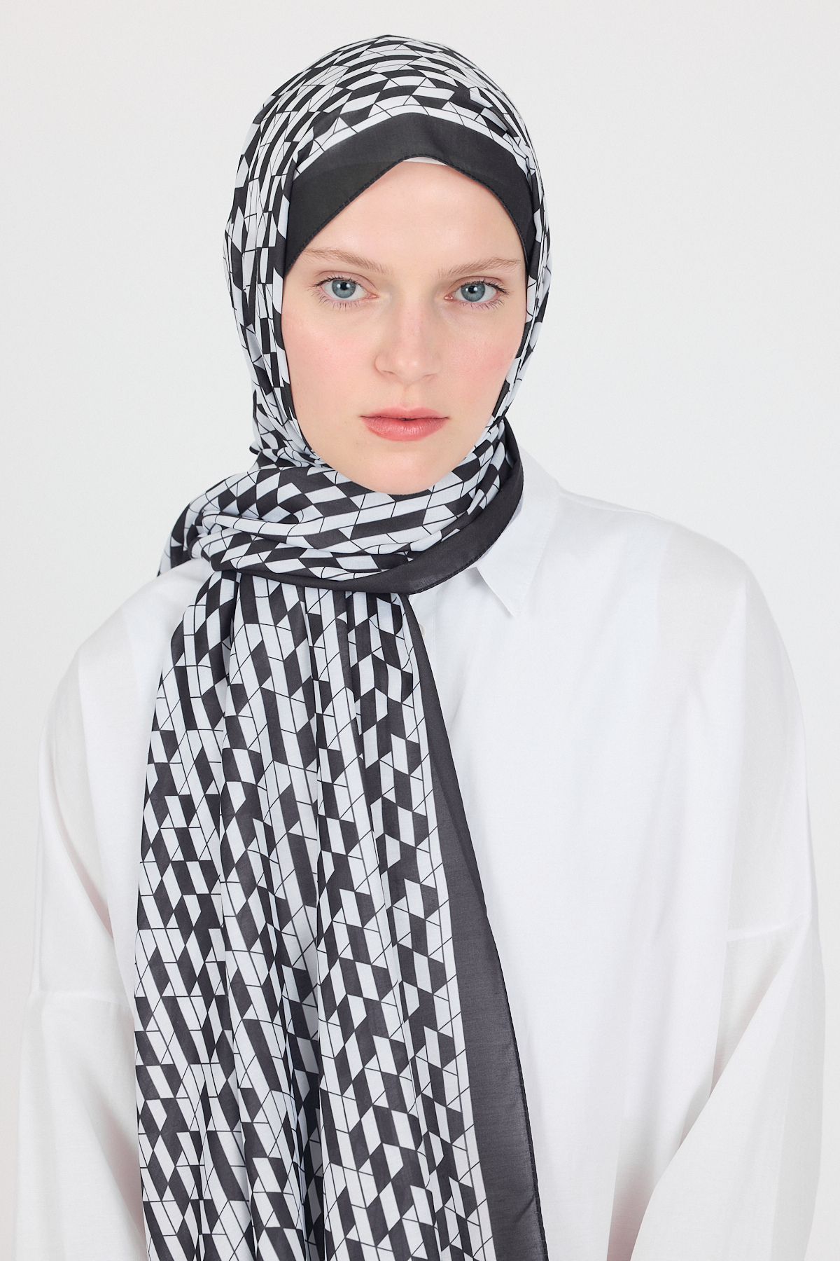 Siyah Desenli Şal 4015 - 2