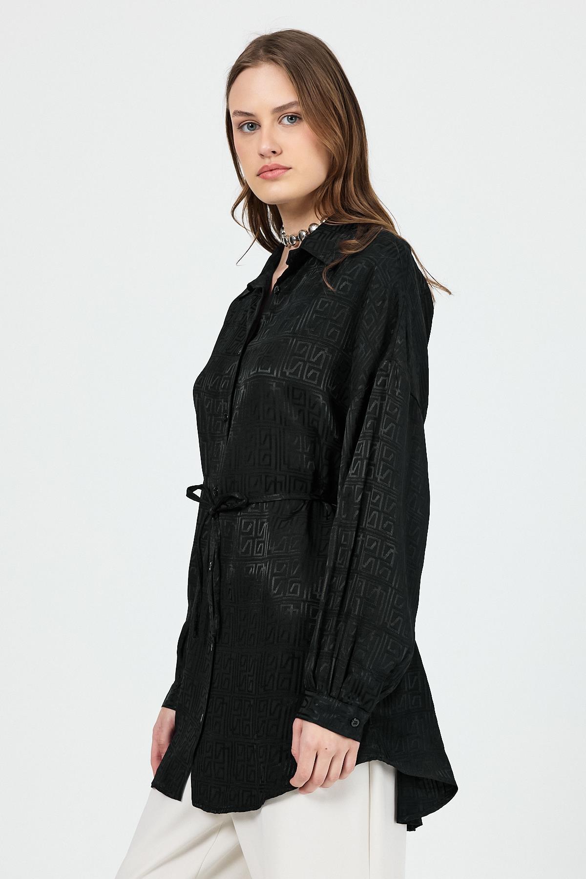 Siyah Desenli Saten Görünümlü İp Bağlama Detaylı Gömlek 4293A - 8