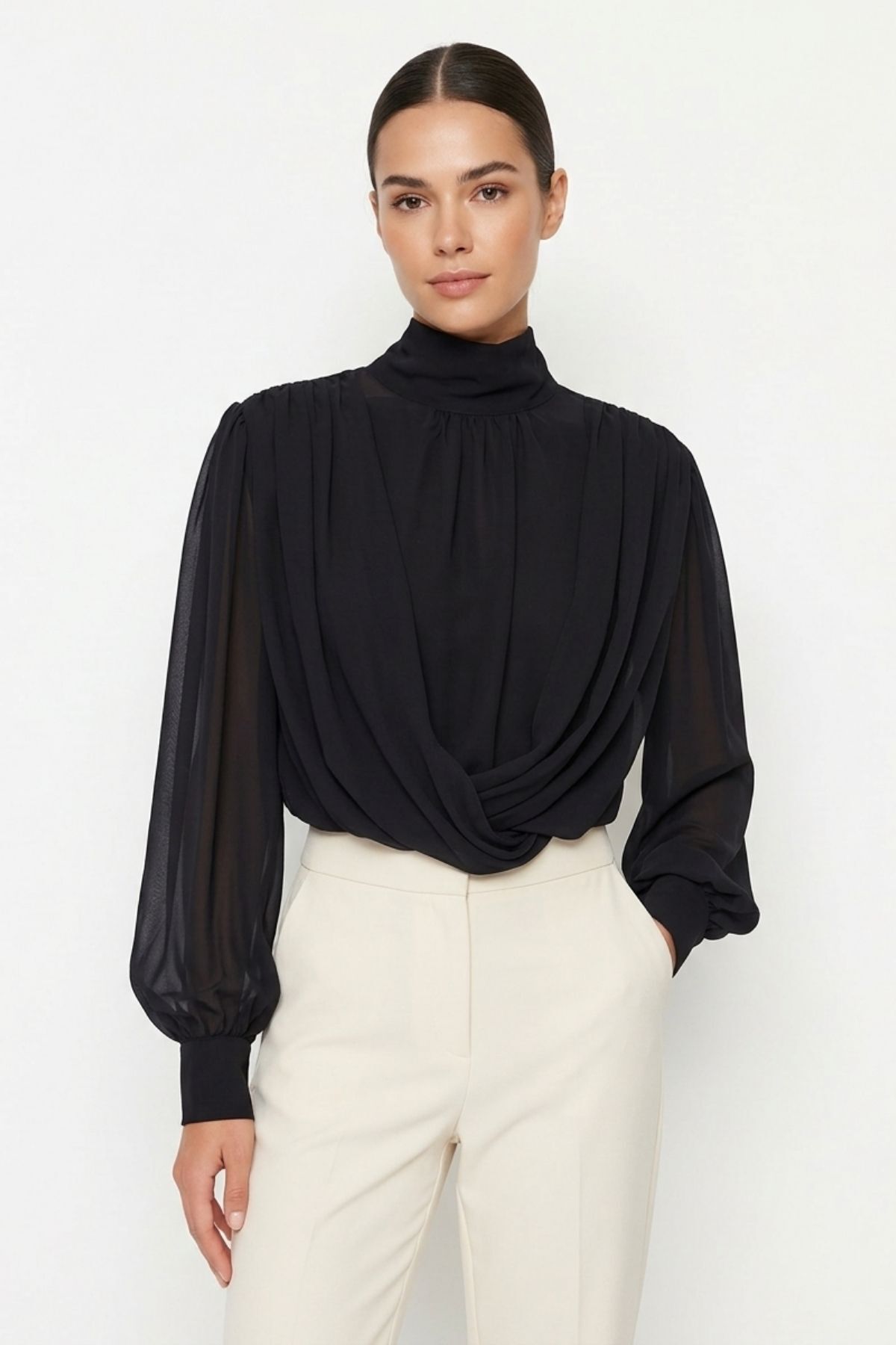 Siyah Dik Yaka Uzun Kol Bluz 252200 - RAYS