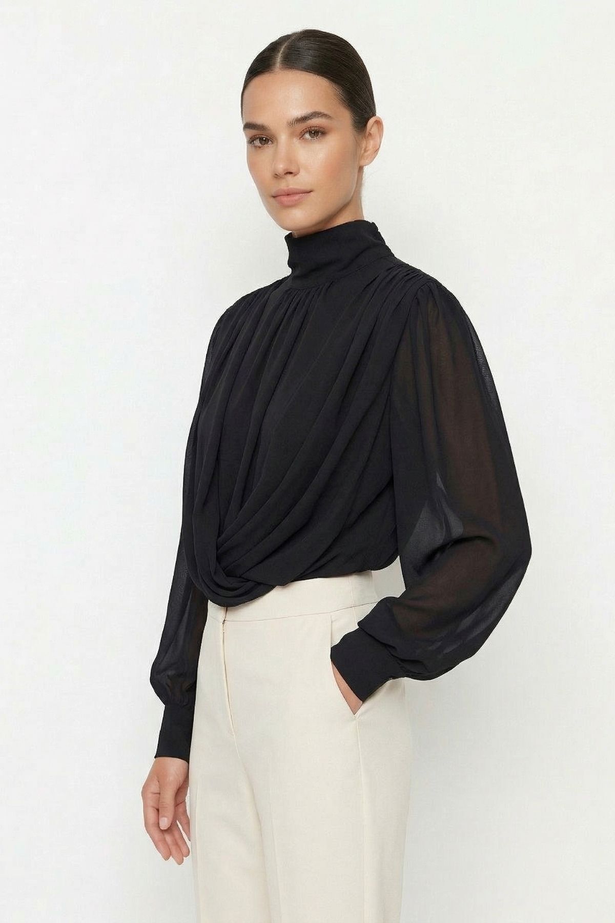 Siyah Dik Yaka Uzun Kol Bluz 252200 - RAYS (1)