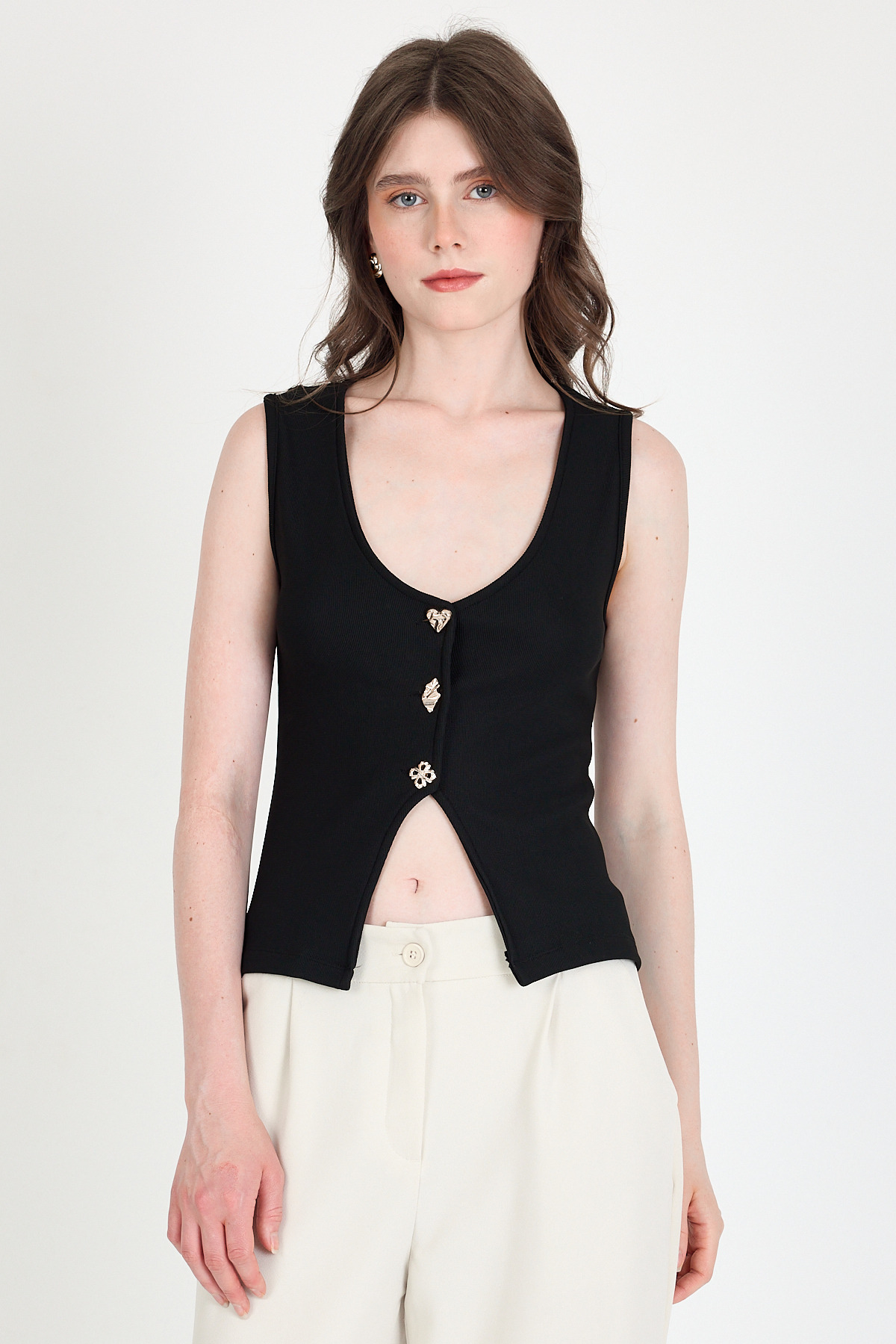 Siyah Düğme Detaylı V Yaka Bluz 018 - RAYS