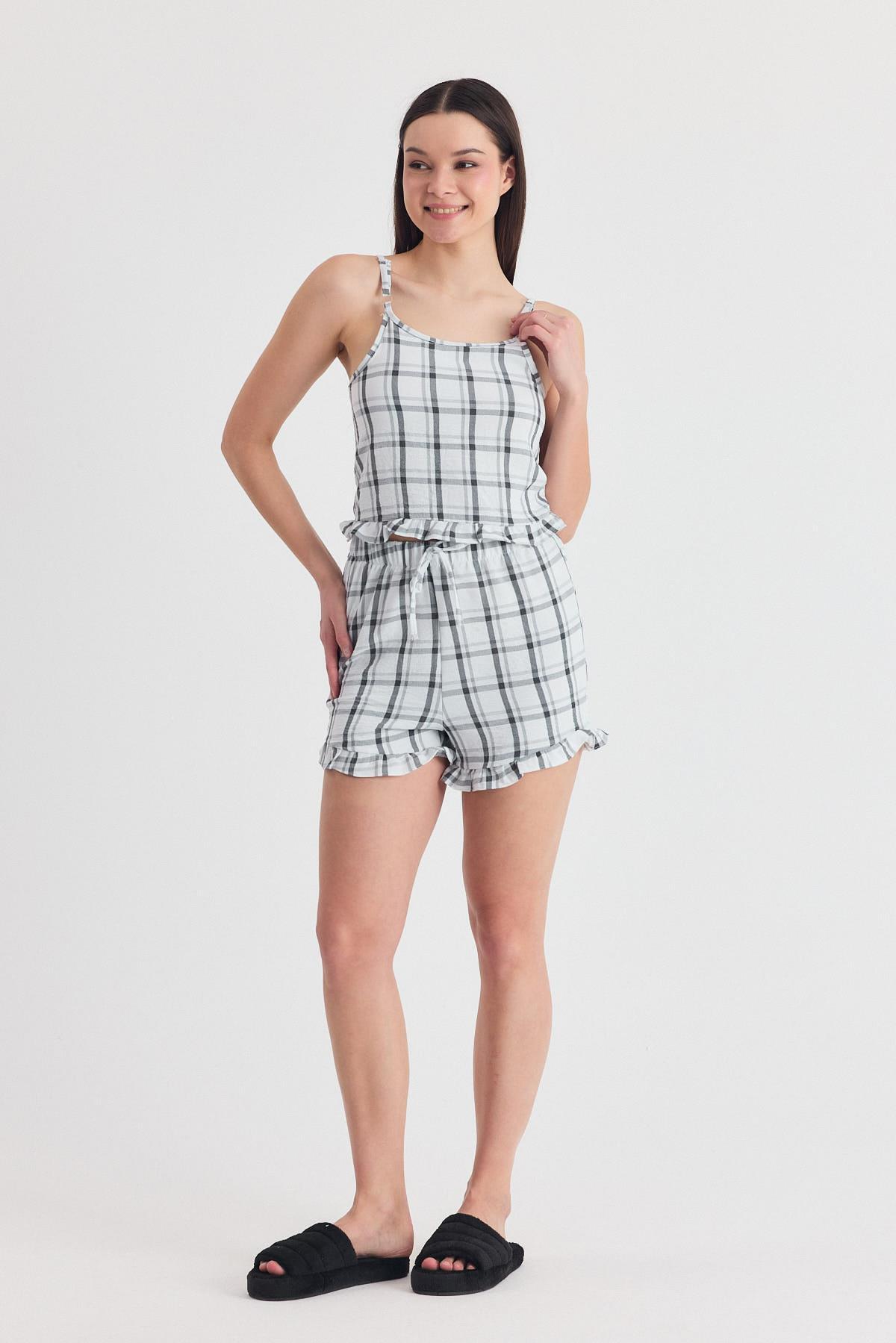 Siyah Ekose Desenli Fırfır Detaylı Şortlu Takım 4452 - 2