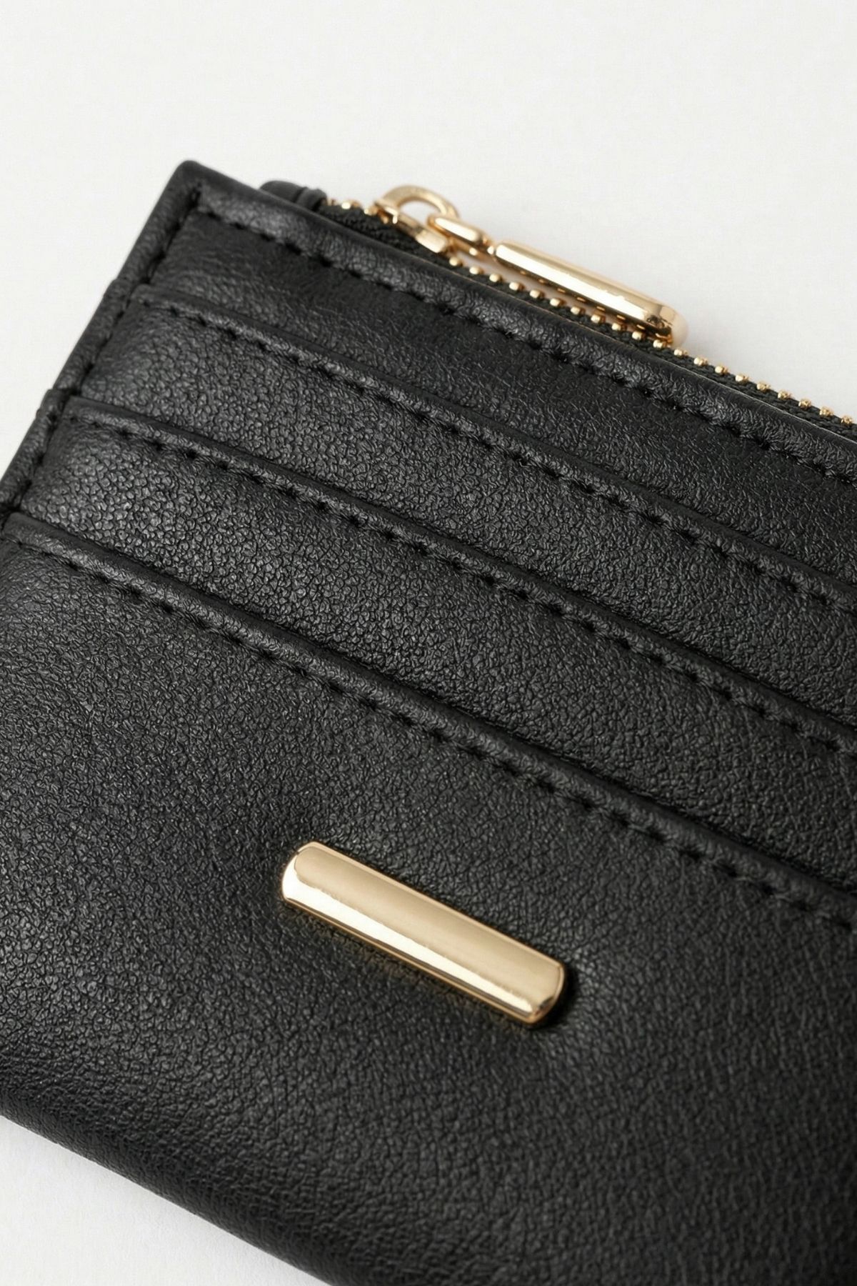 Siyah Fermuar Detaylı Kartlık 102 - 3