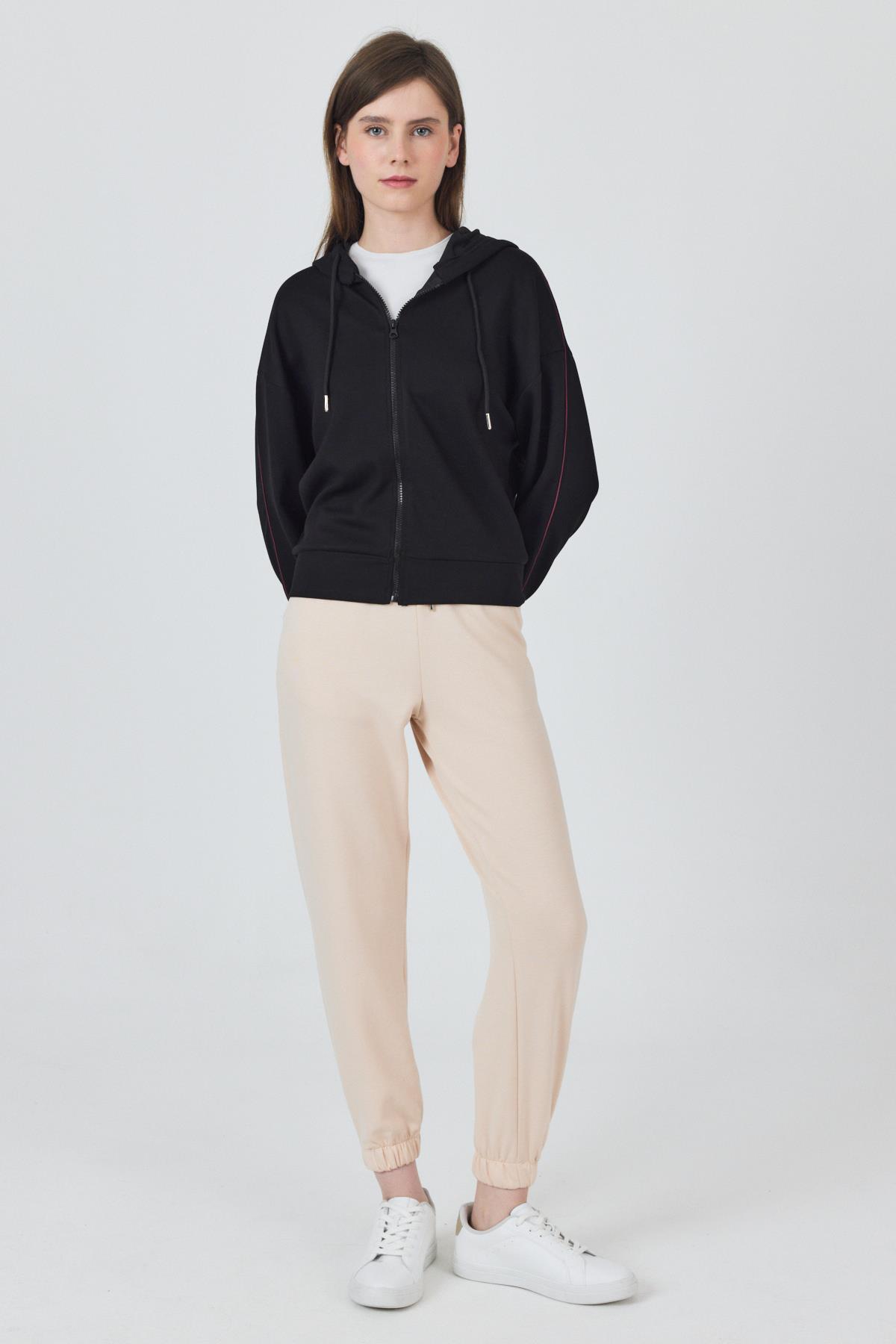 Siyah Fermuarlı Kapüşonlu Şerit Detaylı Sweatshirt 3045 - 6