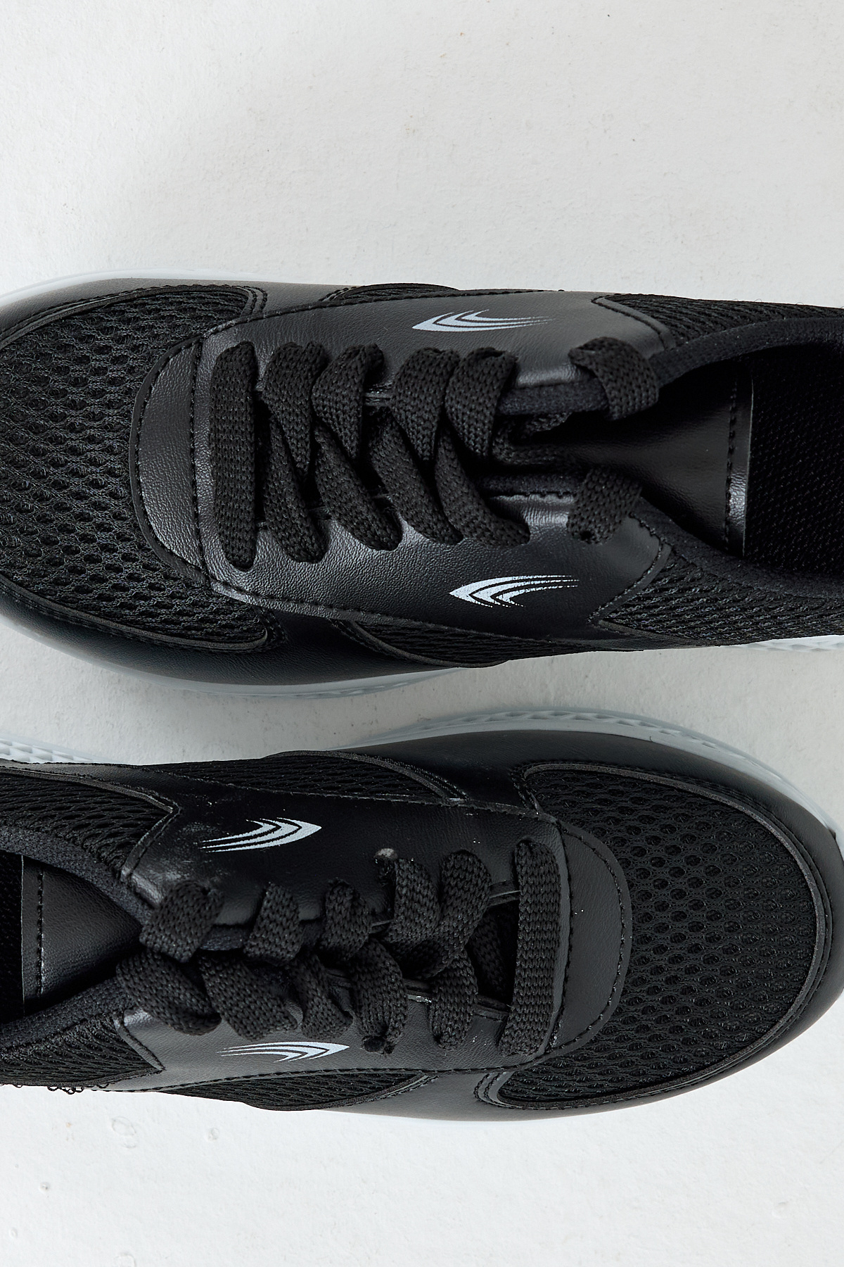 Siyah File Detaylı Spor Ayakkabı 7027 - RAYS