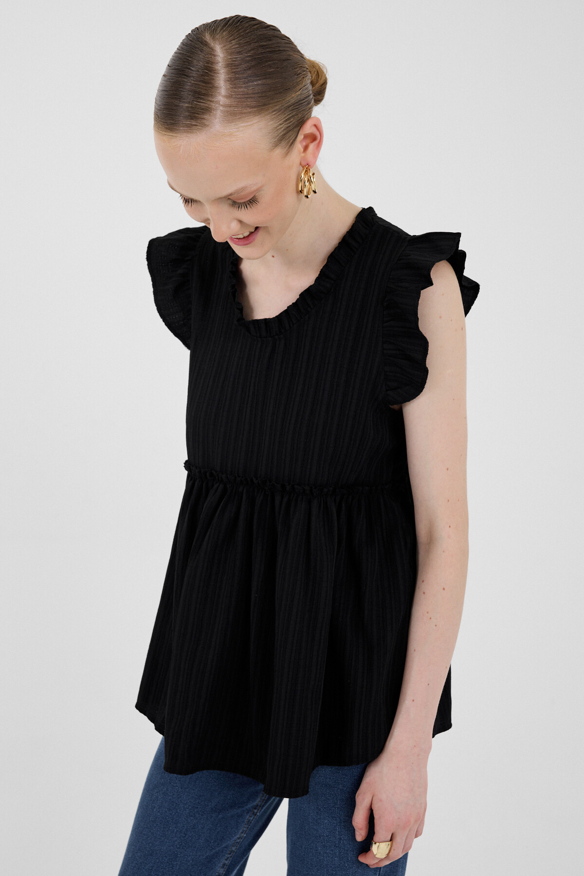 Siyah Fırfır Kol Detaylı Bluz 8053A - RAYS