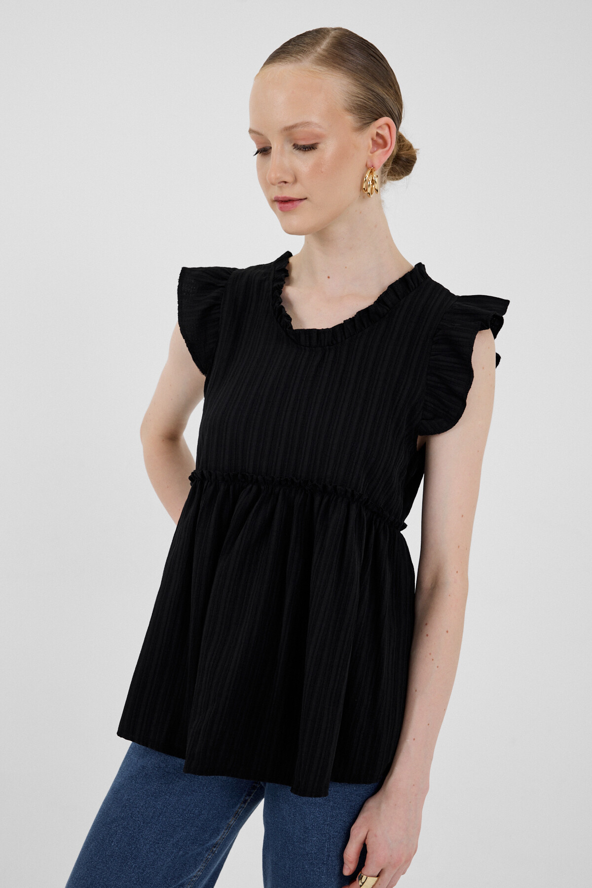 Siyah Fırfır Kol Detaylı Bluz 8053A - 1