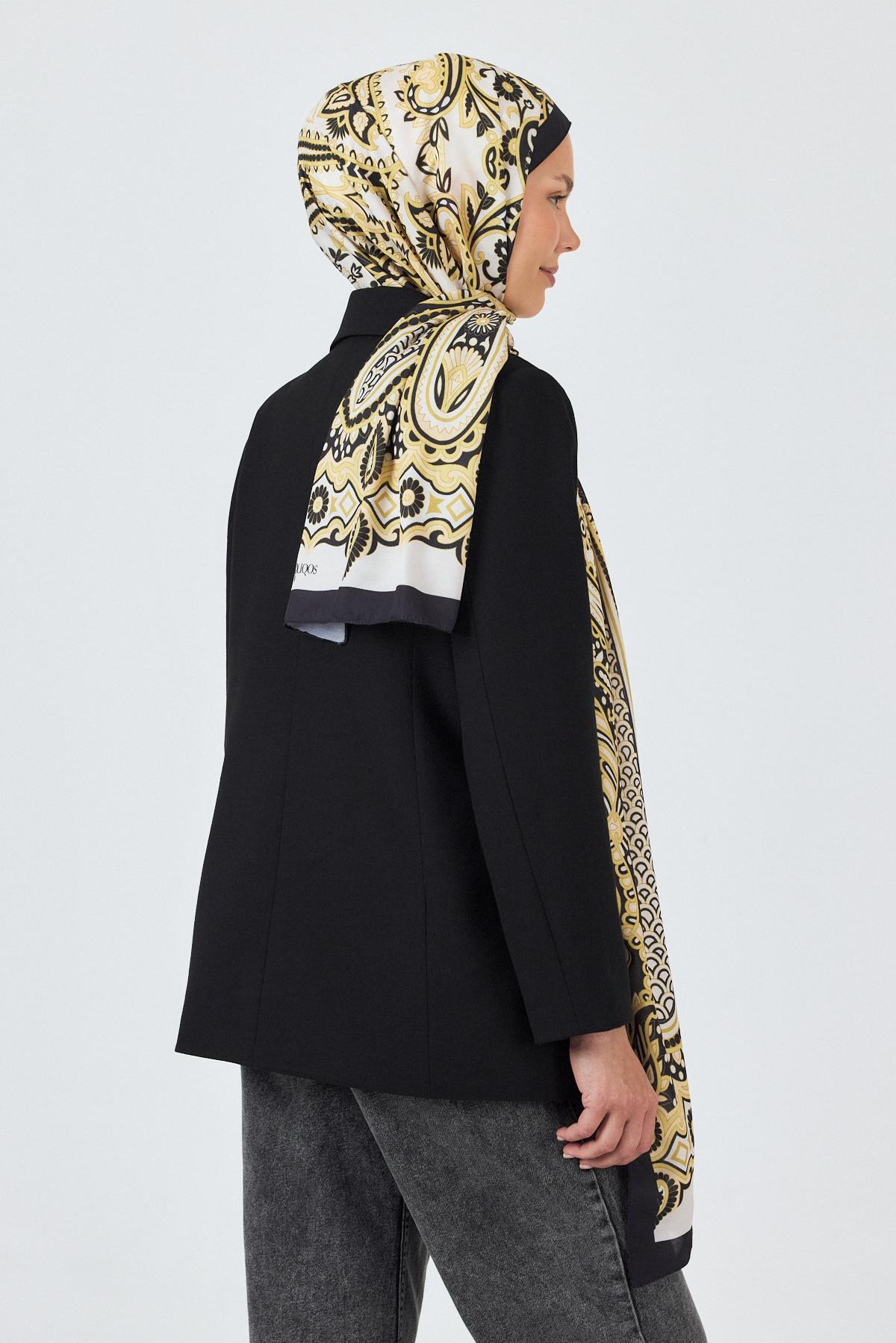 Siyah-Gold Retro Desenli Şal 5684 - 5