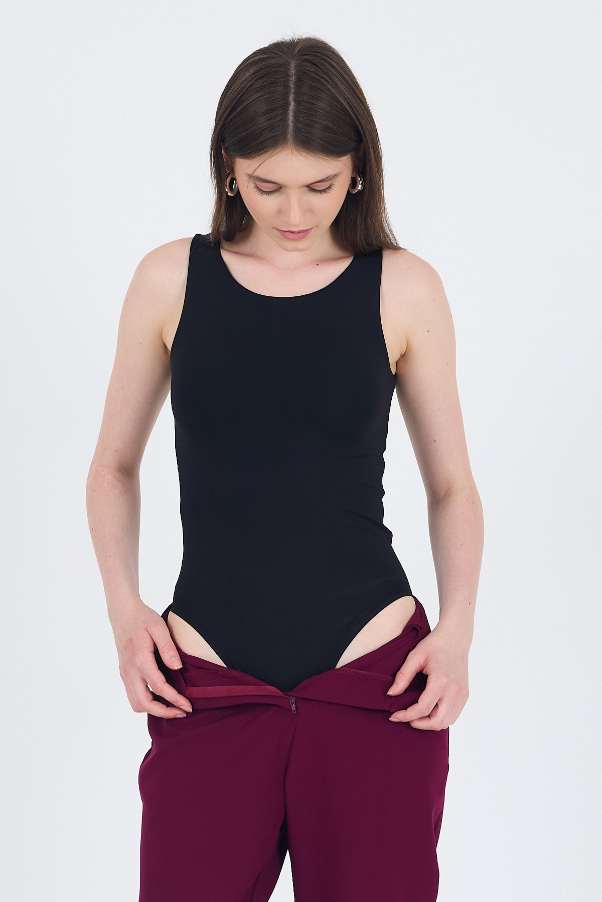 Siyah Halter Yaka Vücuda Oturan Alttan Çıtçıtlı Body 9198M - 5