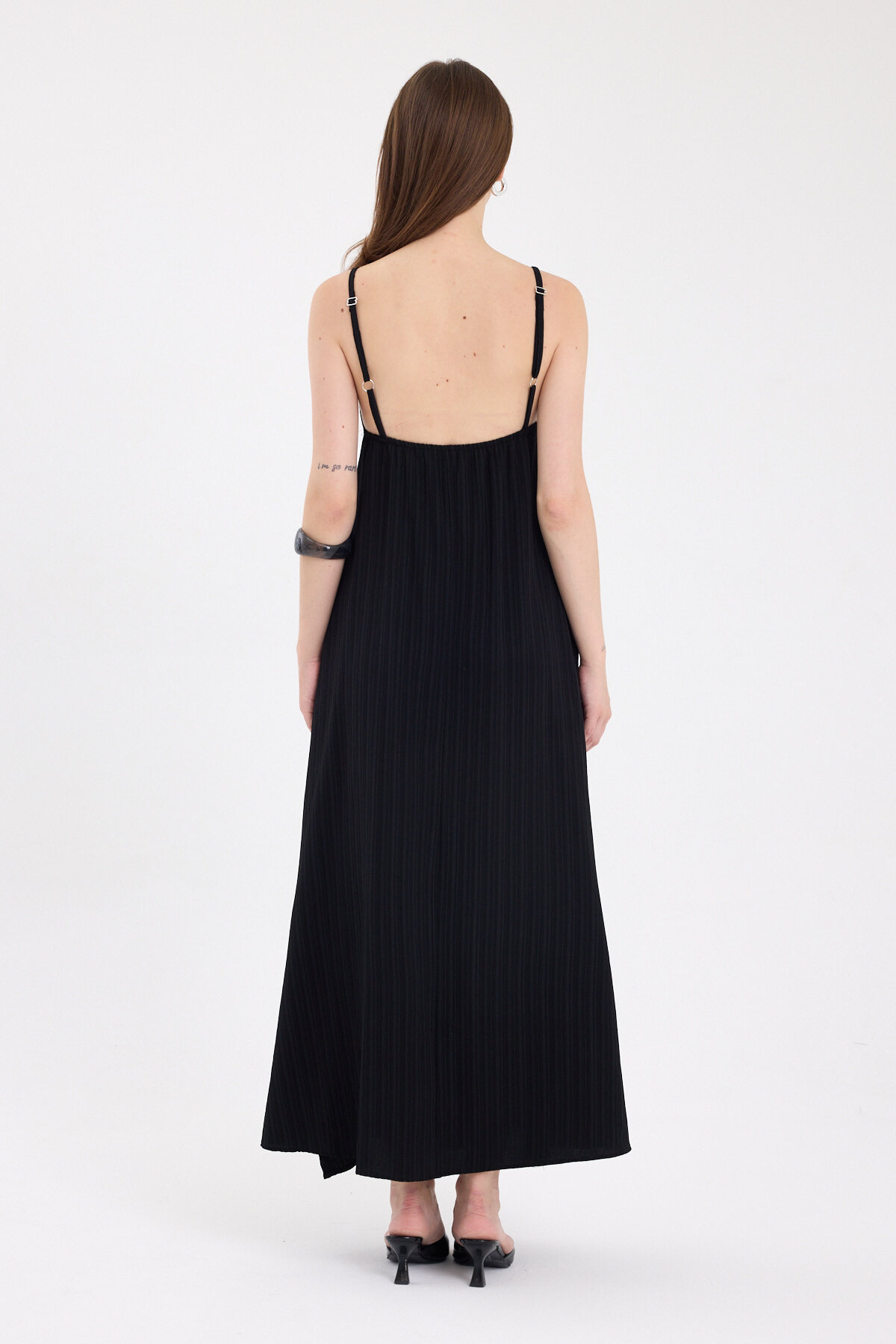 Siyah İnce Askılı V Yaka Uzun Elbise 8026A - 5