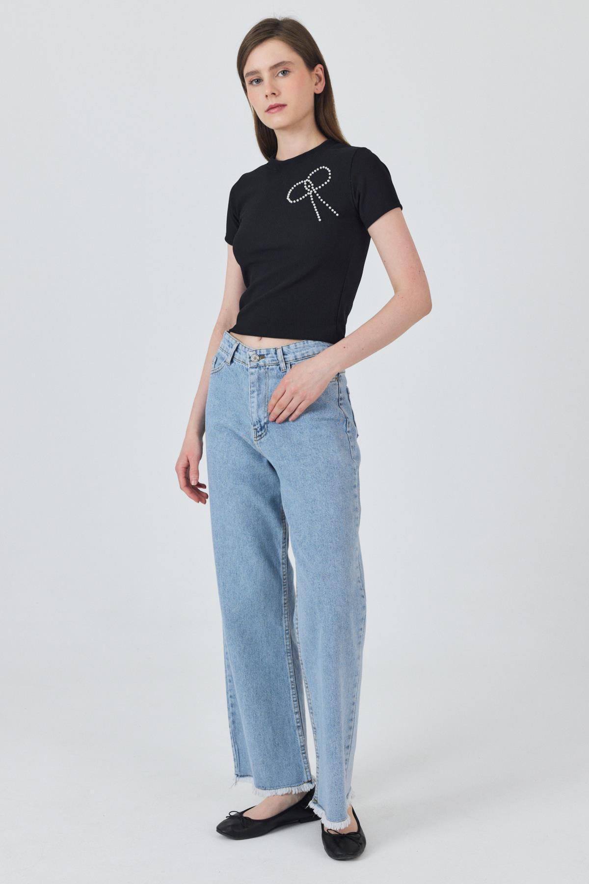 Siyah İnci Kurdele İşlemeli Crop Slim Fit Tişört 2229 - RAYS