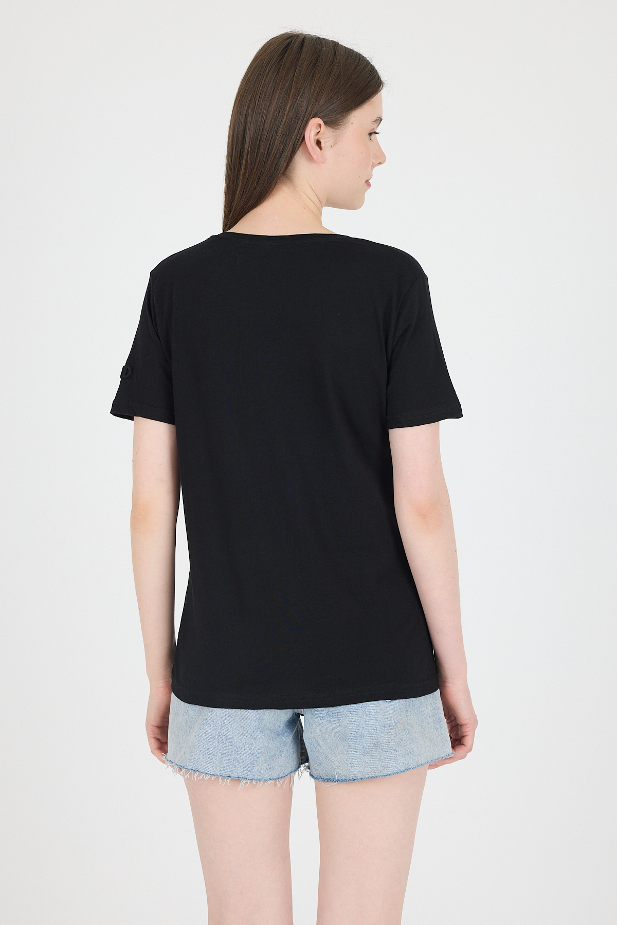 Siyah Kabartma Yazılı Relaxed Fit Tişört 25209 - 5