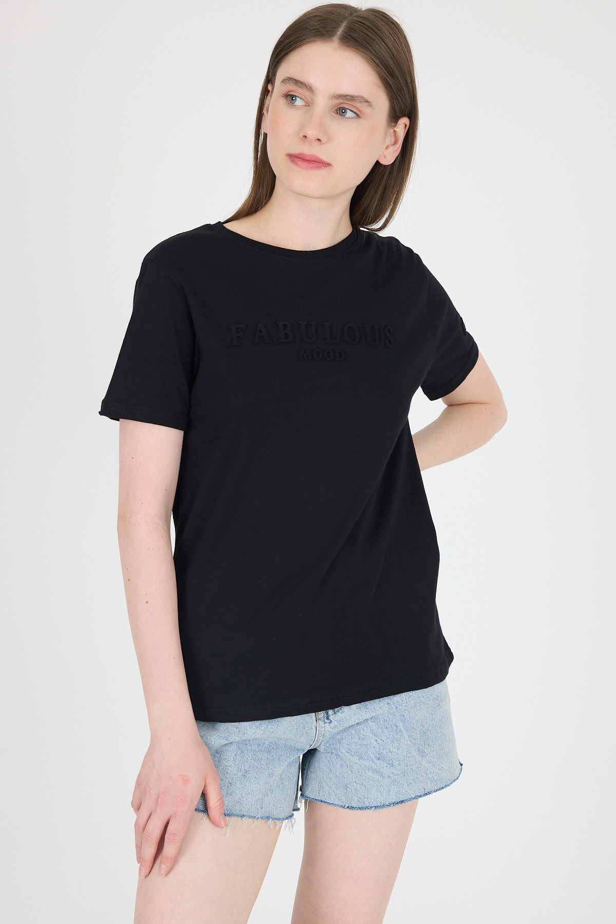 Siyah Kabartma Yazılı Relaxed Fit Tişört 25209 - RAYS