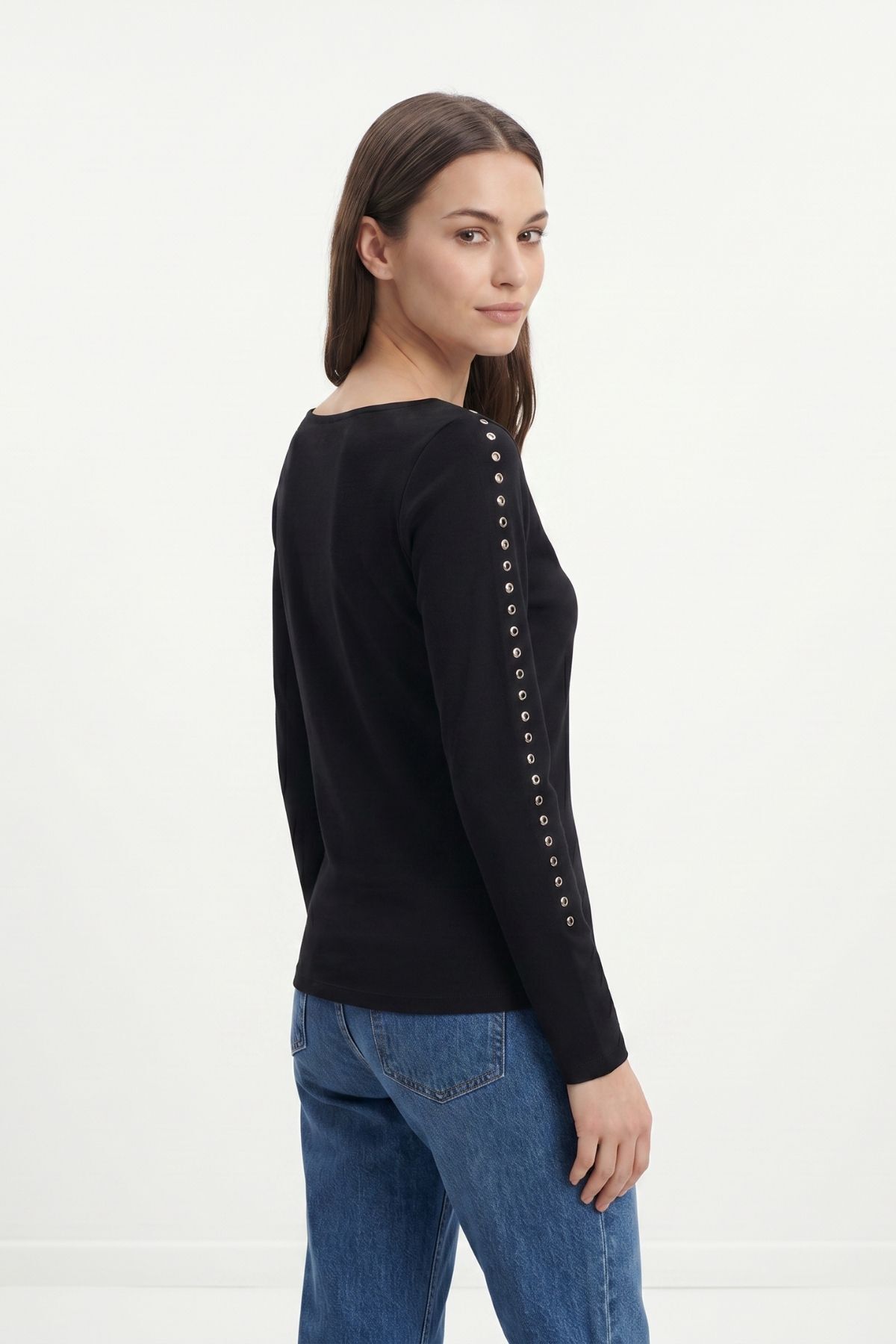 Kayık Yaka Taş Detay Bluz 8283 Siyah - RAYS