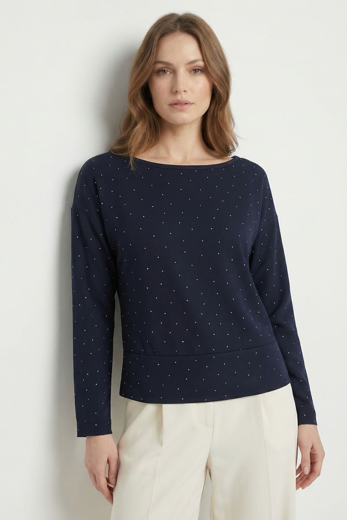 Siyah Kayık Yaka Taş Detaylı Bluz 8364 - RAYS (1)