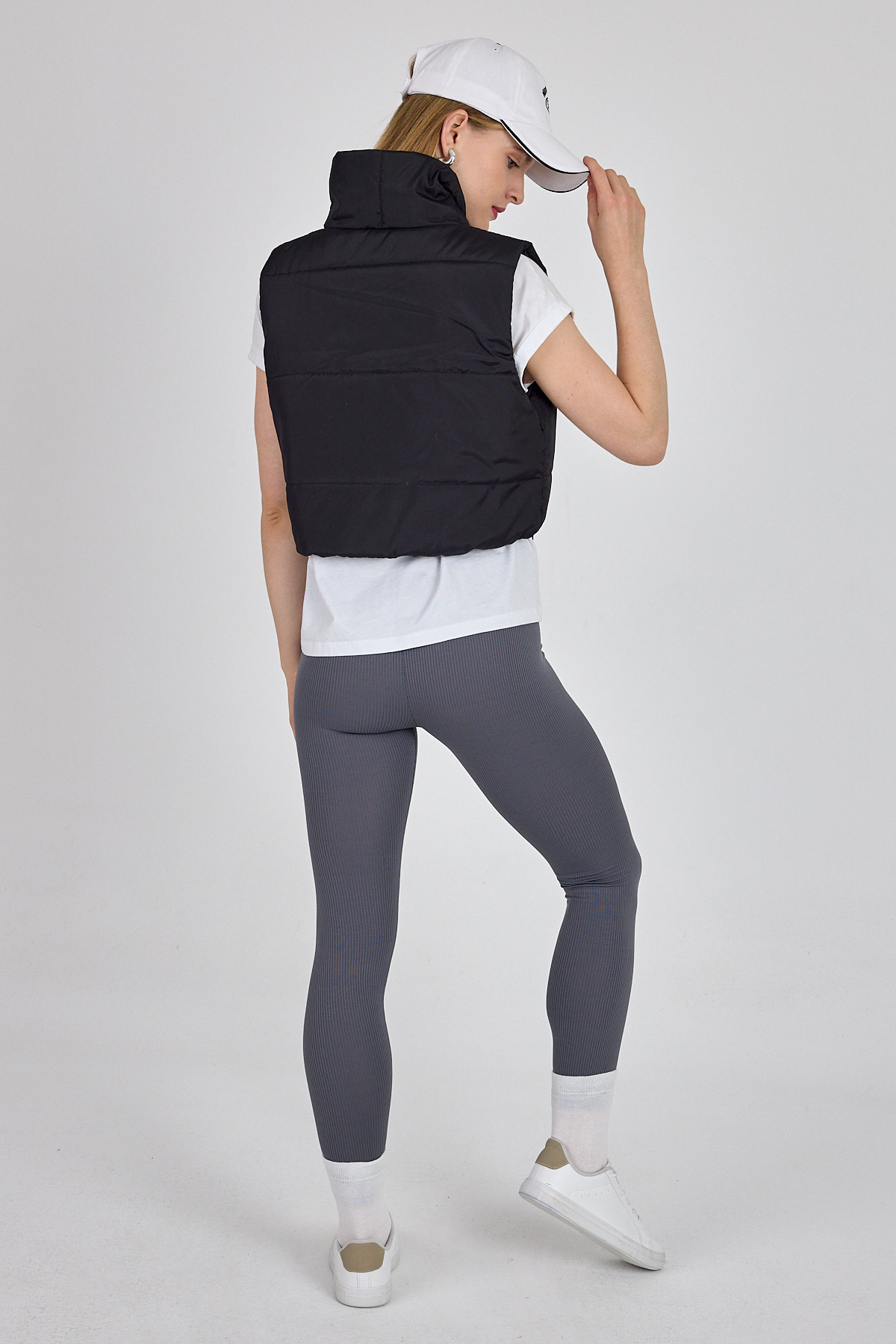 Siyah Kısa Şişme Yelek 7200 - 5