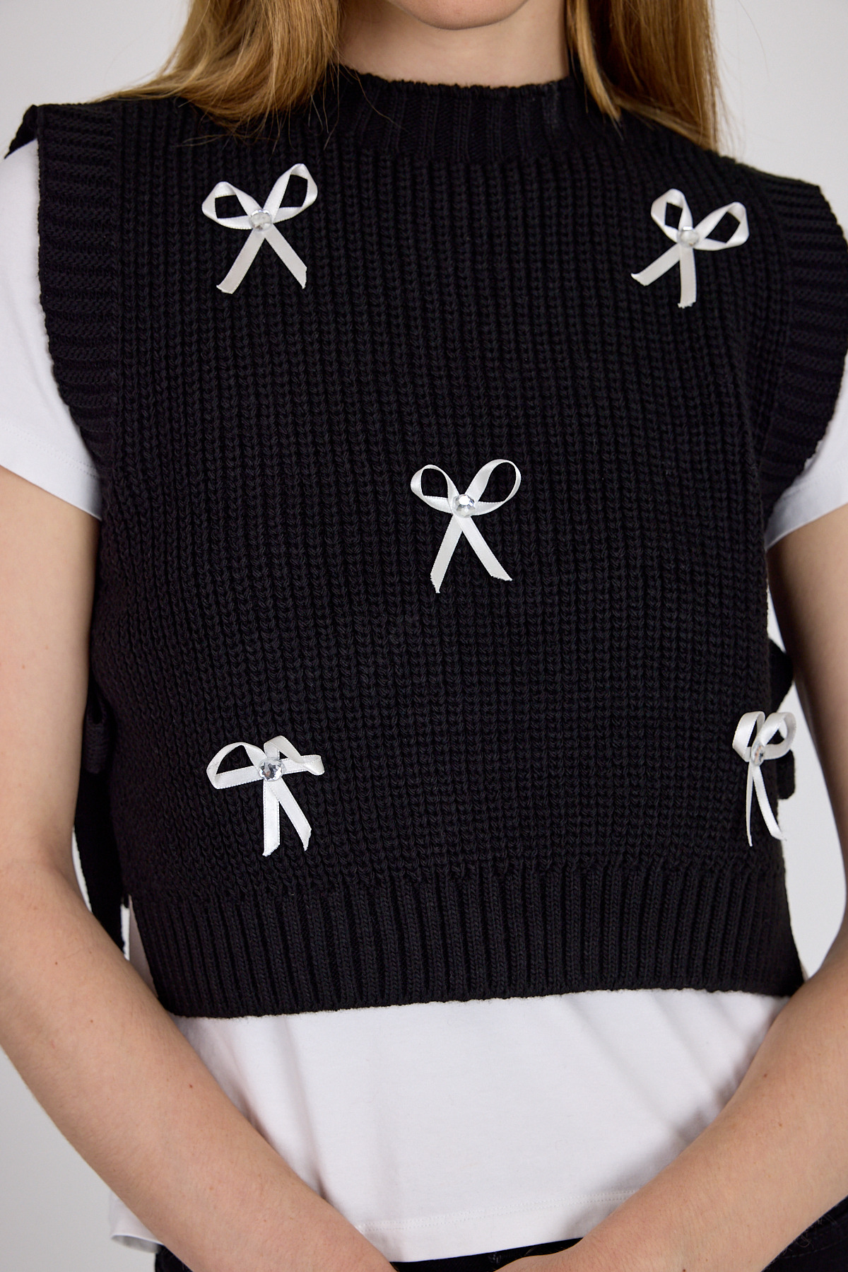 Siyah Kurdela Detaylı Yandan Bağlamalı Triko Süveter 2101 - RAYS