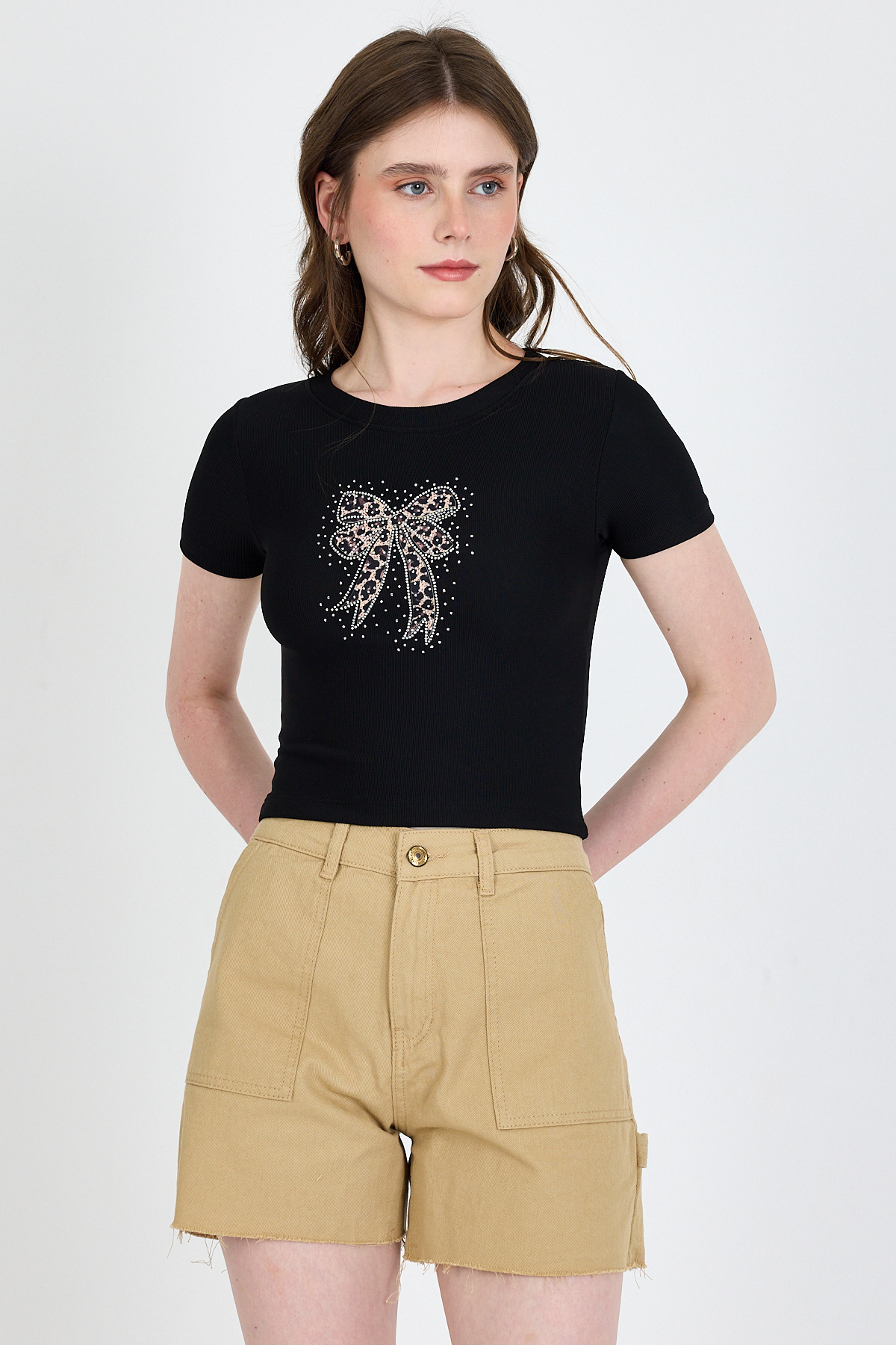 Siyah Leopar Fiyonk Baskılı Taş Detaylı Slim Fit Crop Tişört 0549-1 - RAYS