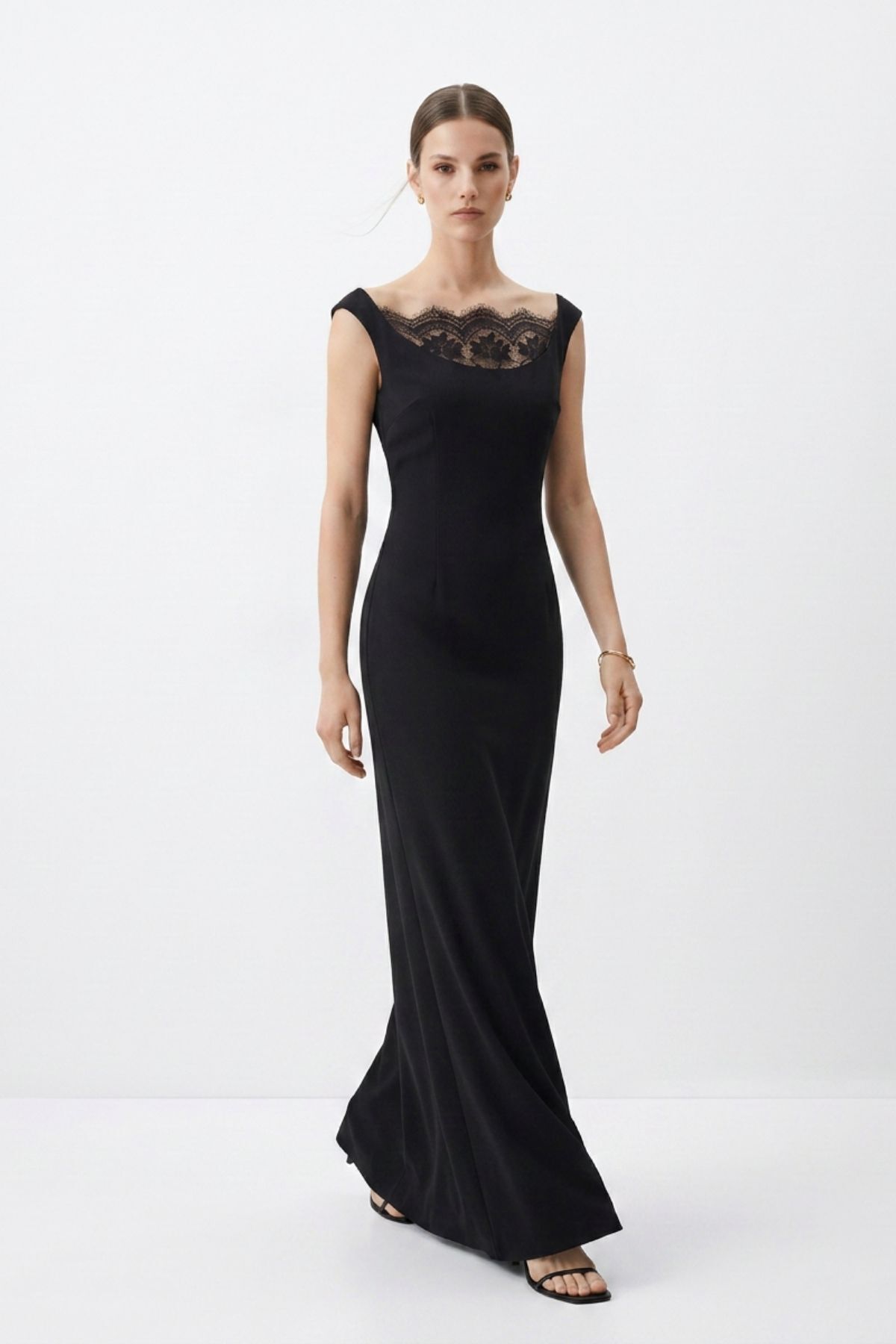 Madonna Yaka Dantelli Balık Model Uzun Elbise 261615 Siyah - RAYS (1)
