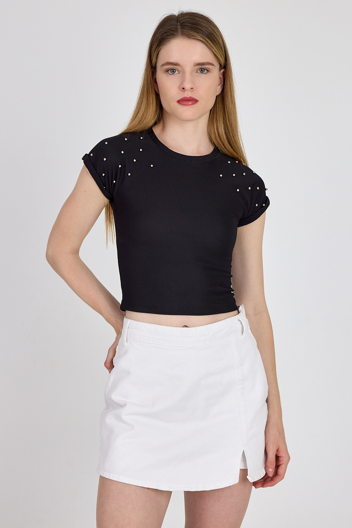 Siyah Omuz Boncuk Detaylı Slim Fit Crop Tişört 9208M - 6