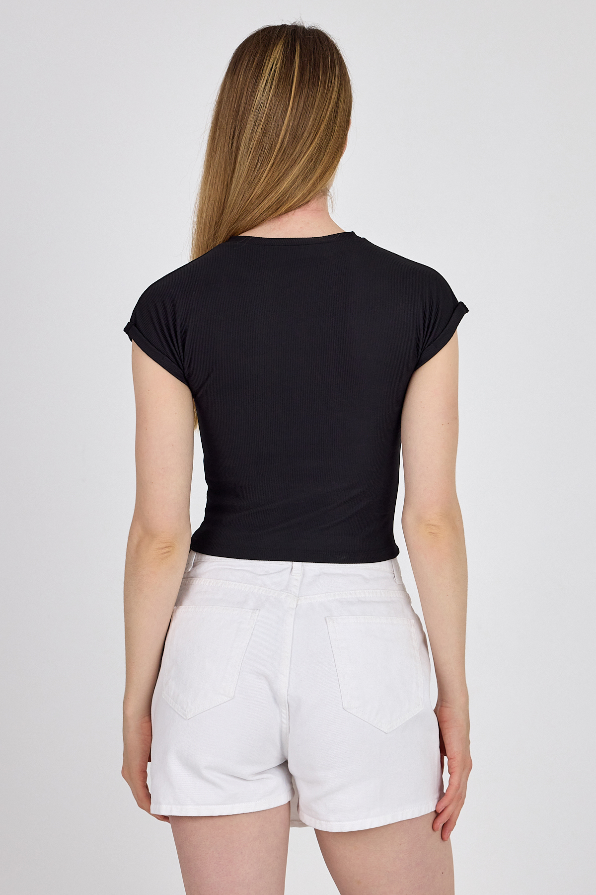 Siyah Omuz Boncuk Detaylı Slim Fit Crop Tişört 9208M - 5